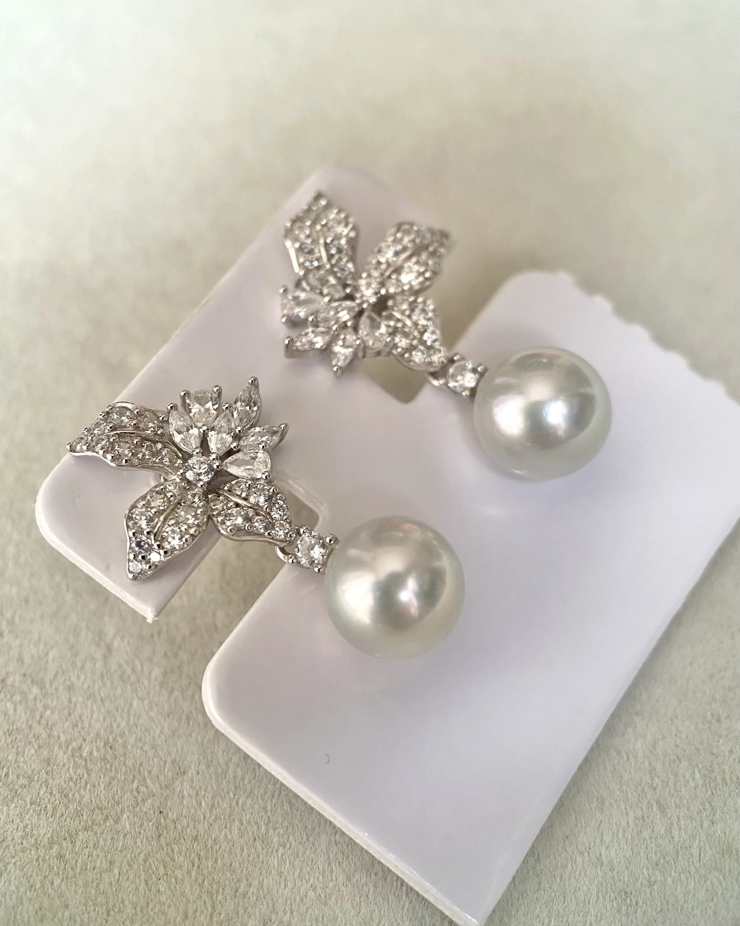 8.5-9mm Natural Silver-Grey Japanese Madama Akoya Pearl Earrings, S925 Silver Sparkling Iris Japonica Floral Design Starlit Pearls