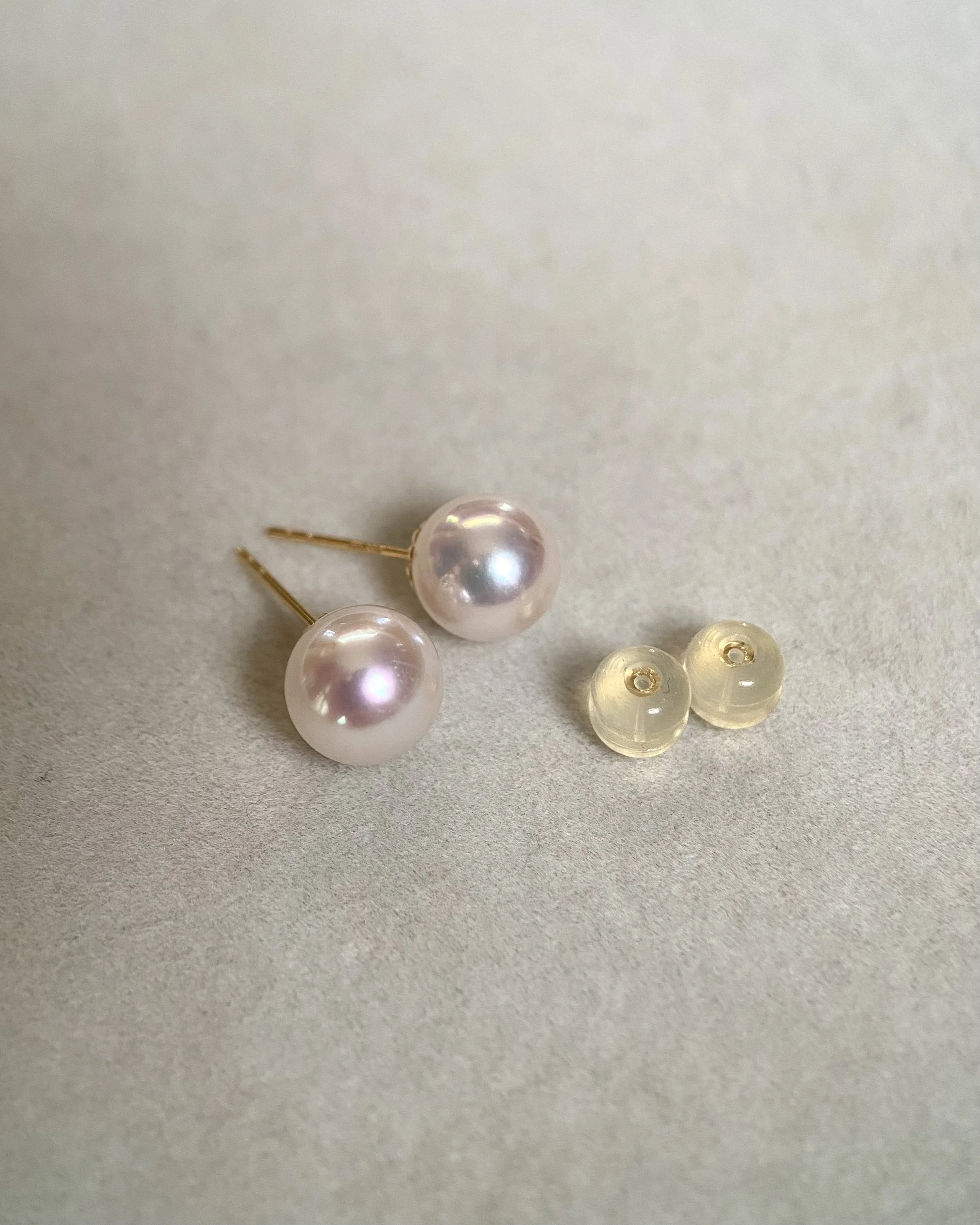 18K Solid Gold_Rare 8.5mm Sakura-Pink Japanese Koshimono Akoya Pearl Earrings, Tennyo Quality with 6A Aurora Lustre Starlit Pearls