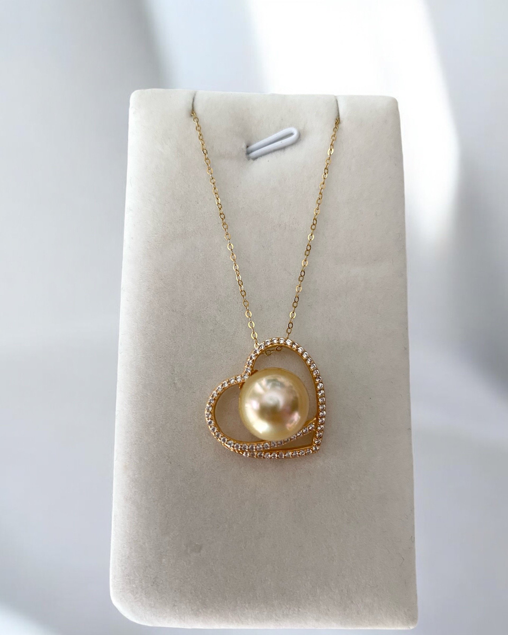 11-11.5mm Australian Creamy Golden South Sea Pearl Pendant, Luxurious Phoenix Series, Versatile S925 CZ Heart Design, Jewellery Showpiece Starlit Pearls