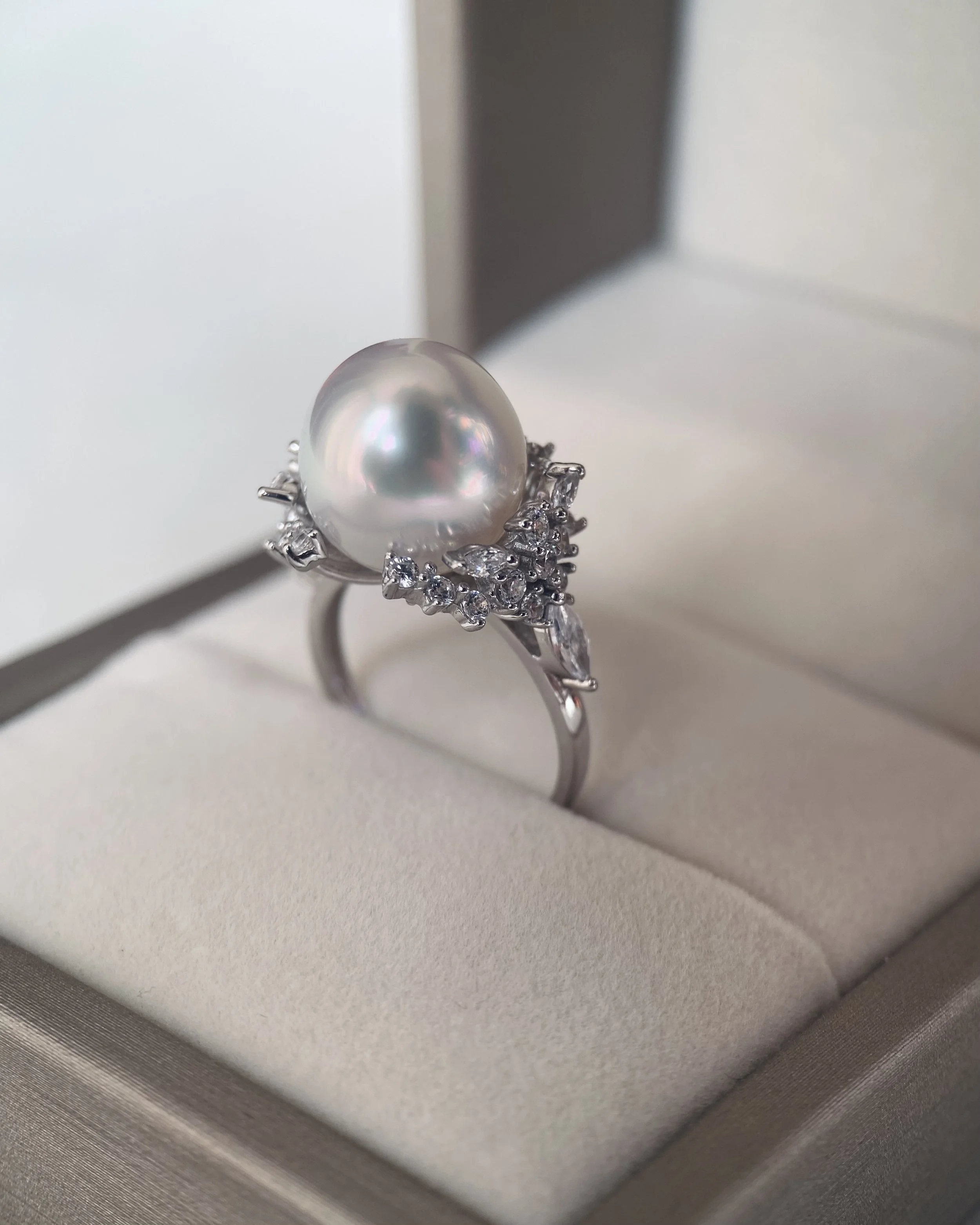 Regal 11.5-12mm Aurora Ice White Australian South Sea Pearl Ring, Satin Lustre, S925 Silver Floral Crown Setting_CZ Brilliance Starlit Pearls