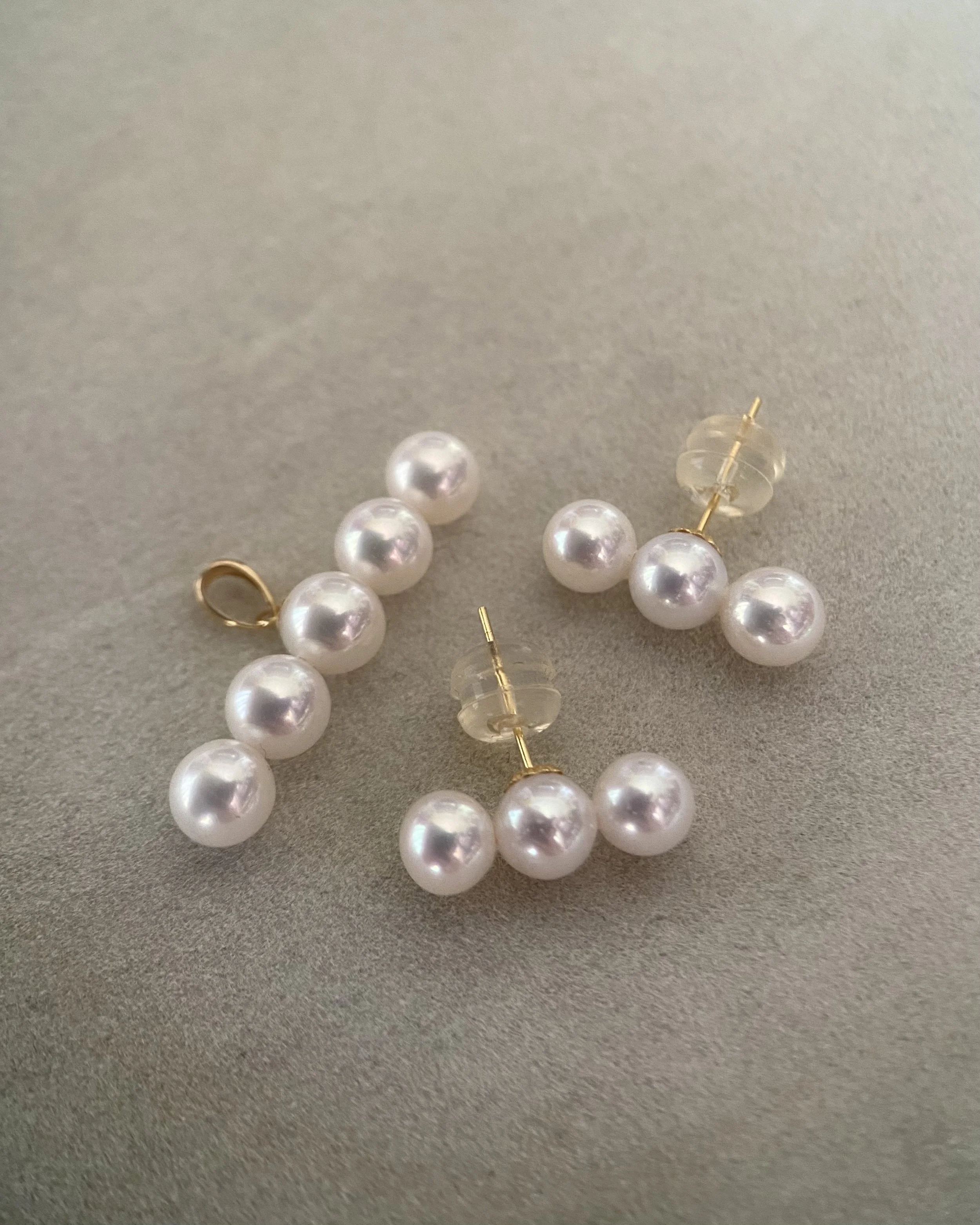 Solid 18K Gold_Top-Gr Aurora Freshwater Pearl Pendant & Earrings Set, Perfectly Matched 5.2mm Pearls, Collector-Gr Luxury Jewellery Starlit Pearls