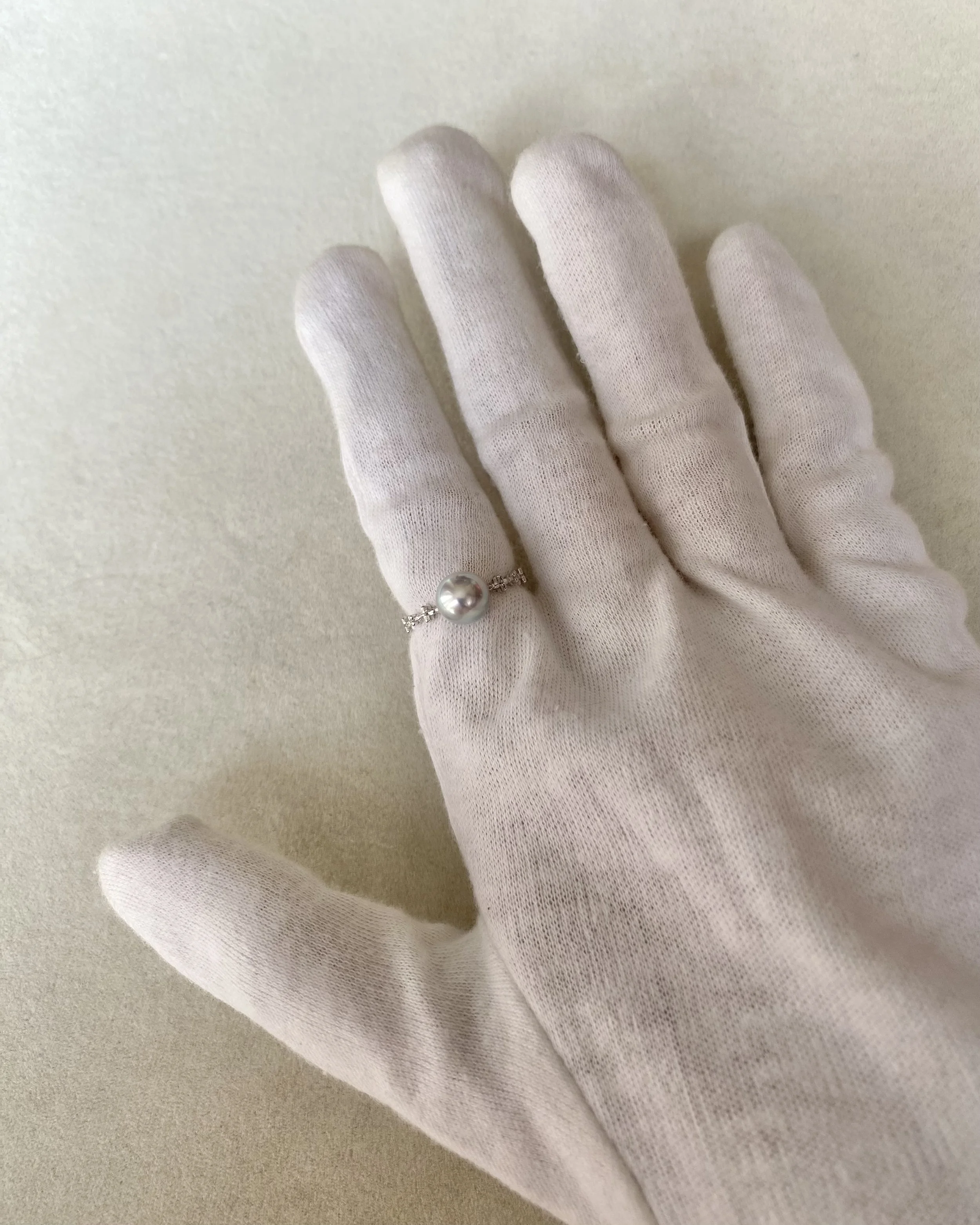 Exceptional 6A Mirror-Lustre Japanese Silver Grey Madama Akoya Pearl Ring 7.7mm, S925 Star-Cut Link Adjustable Band, Show Piece Starlit Pearls
