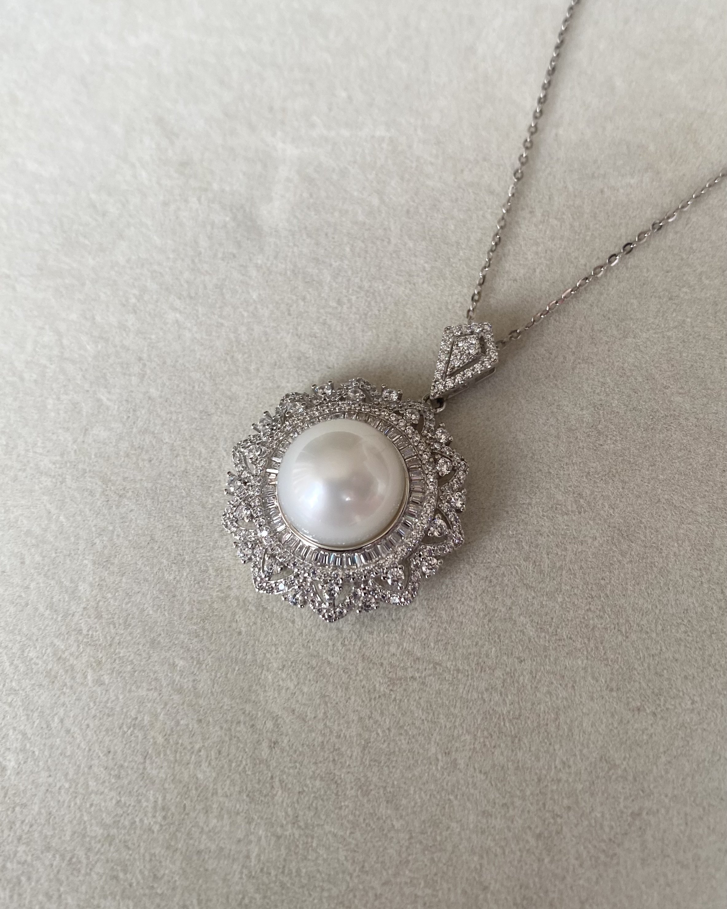 12.5–13mm White Australian South Sea Pearl Pendant, Court-Inspired Sparkling Pavé Halo Design in Italian-Made S925 Silver, Wedding Starlit Pearls