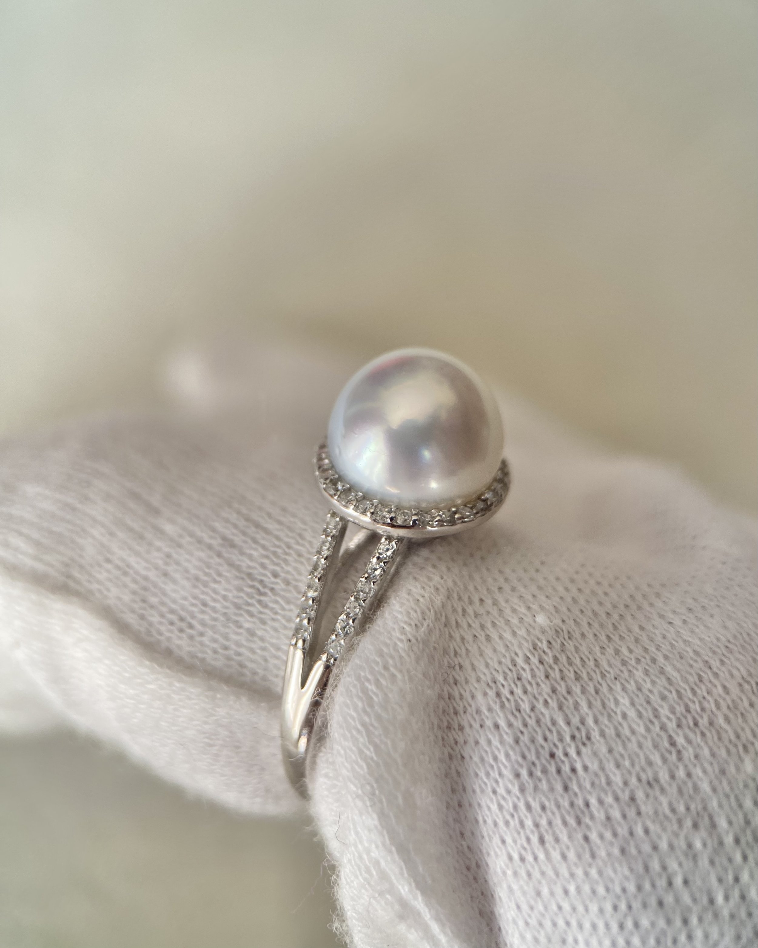 Silver White Australian South Sea Pearl Ring 9.8mm, Sparkling Halo & Split-Shank Design, Adjustable S925, Jewellery Exhibition Piece Starlit Pearls