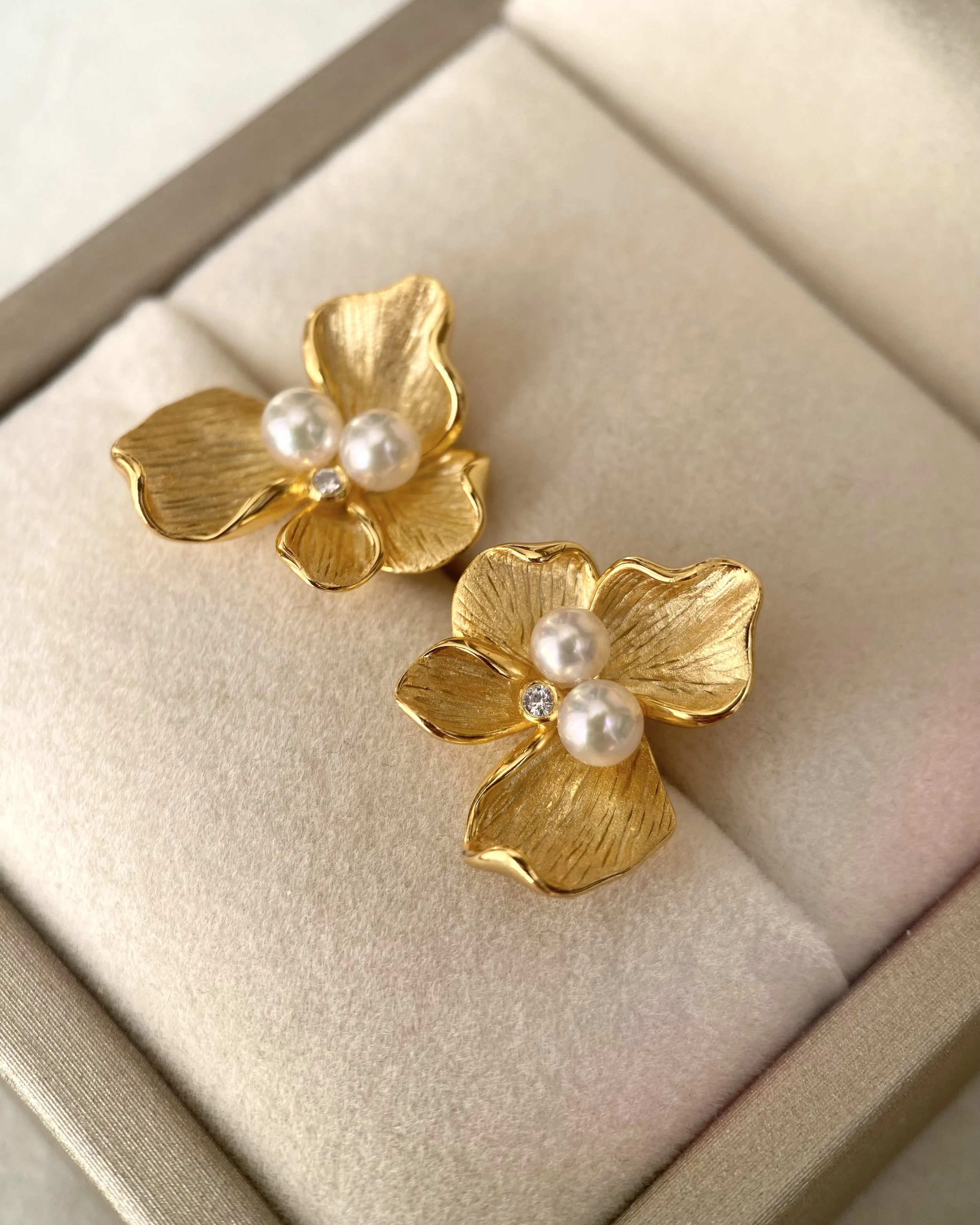 Top-Gr White Japanese Sairindama Akoya Pearl Floral Earrings, Sculptural S925 Silver Petals with Satin-Brushed Texture_CZ, Show Piece Starlit Pearls