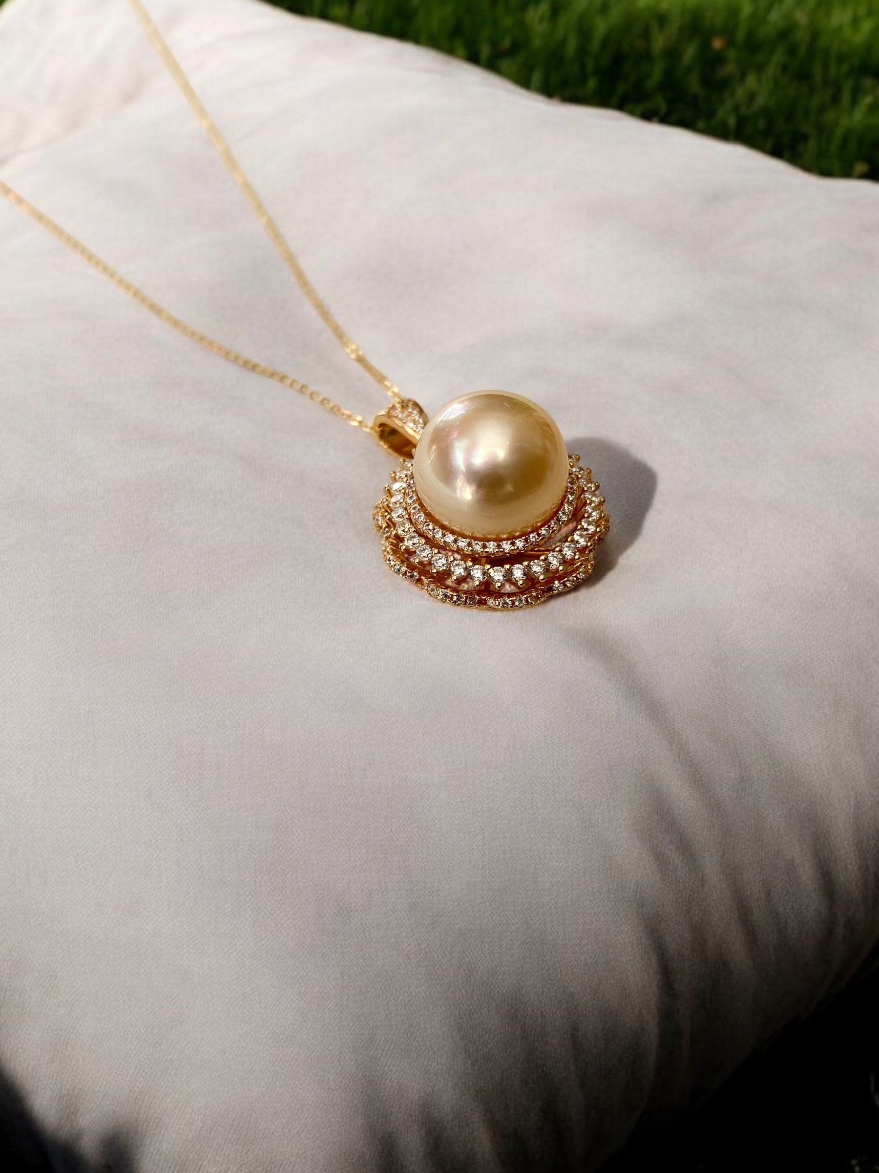 Stunning 13mm Phoenix Australian Golden South Sea Pearl Pendant, Satin Lustre, Rare Rotating Wheel of Fortune Setting, Jewellery Showpiece