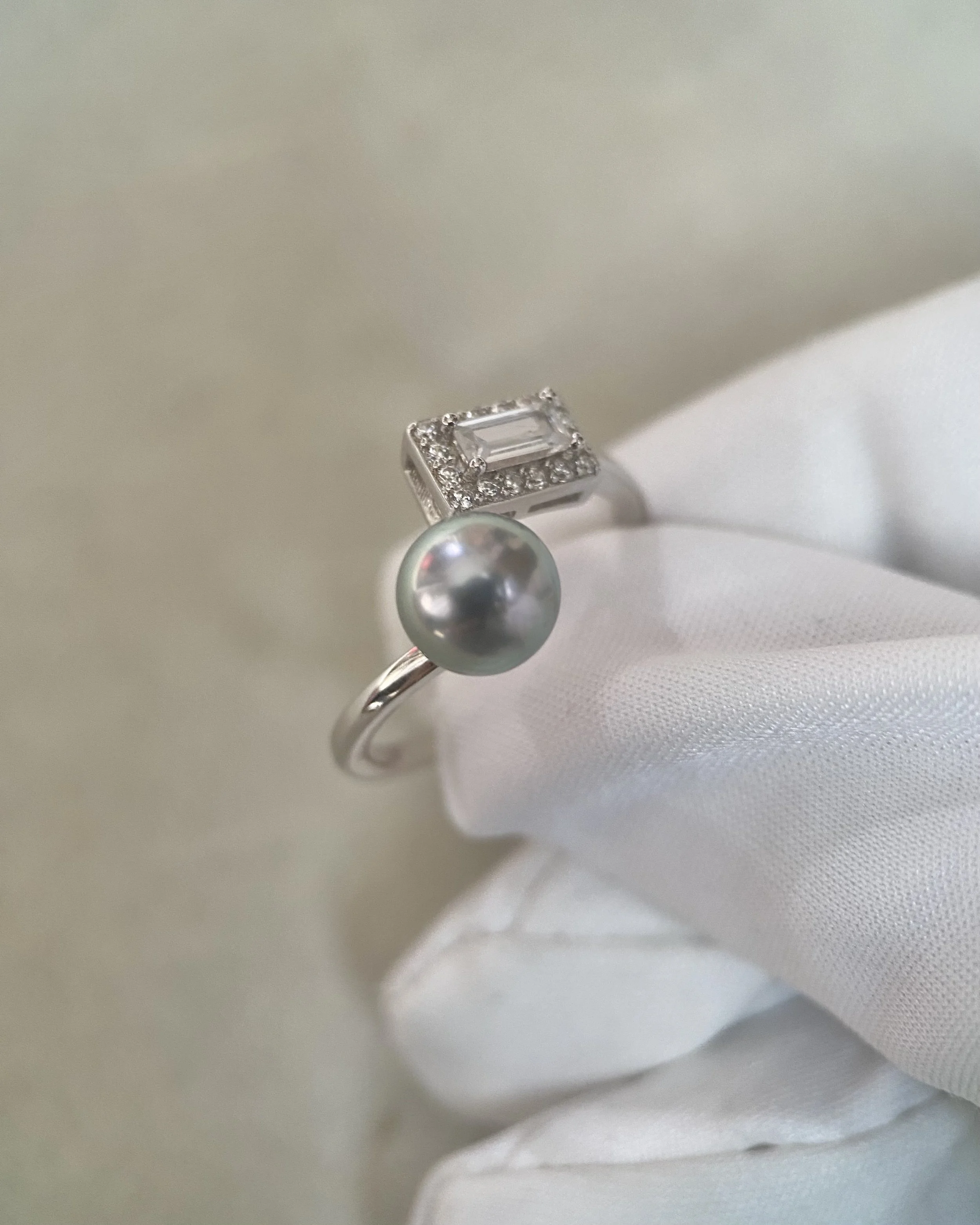 Japanese Natural Silver-Grey Madama Akoya Pearl Ring 7mm, Mirror Lustre, Minimalist Contemporary Open Design, S925 Silver_Baguette CZ Starlit Pearls