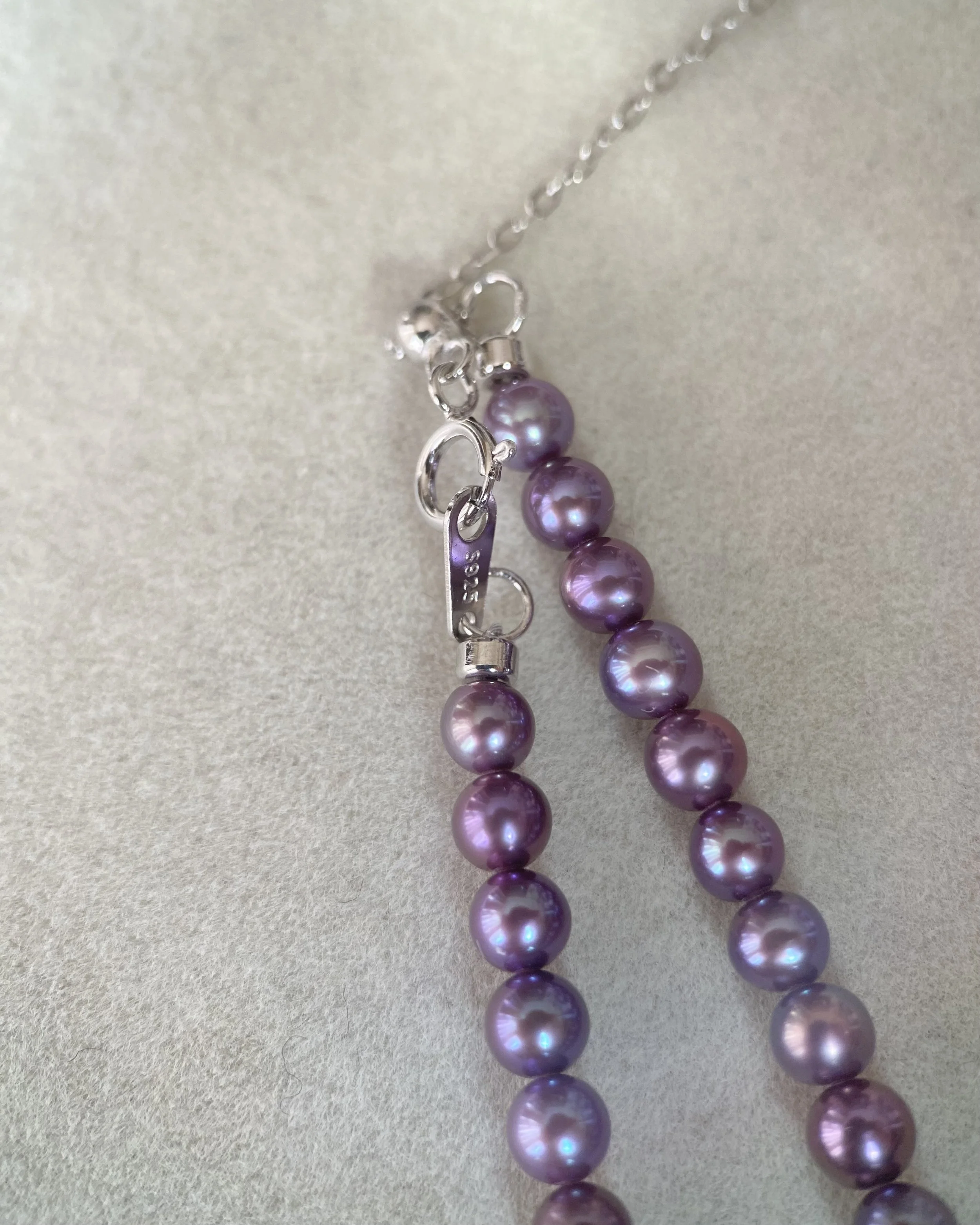 Collector’s Gr. Natural Midnight Plum Freshwater Pearl Necklace 4–4.5mm, Vivid Iridescent Colour Play, Silver Clasp, Purple Pearls Starlit Pearls