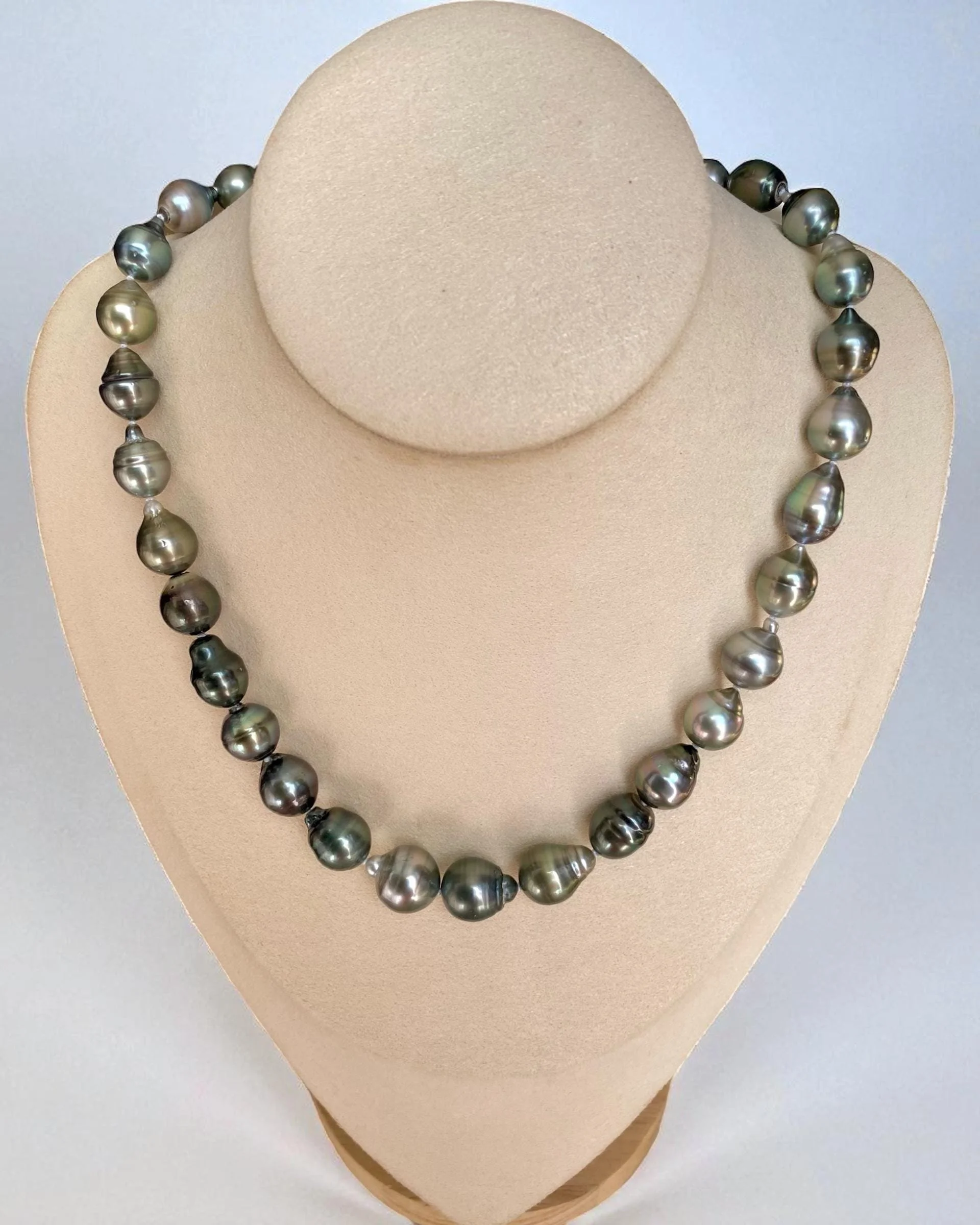 Large 10–16mm Tahitian South Sea Black Baroque Pearl Necklace_Natural Grey with Peacock Green Iridescence, Metallic Lustre, S925