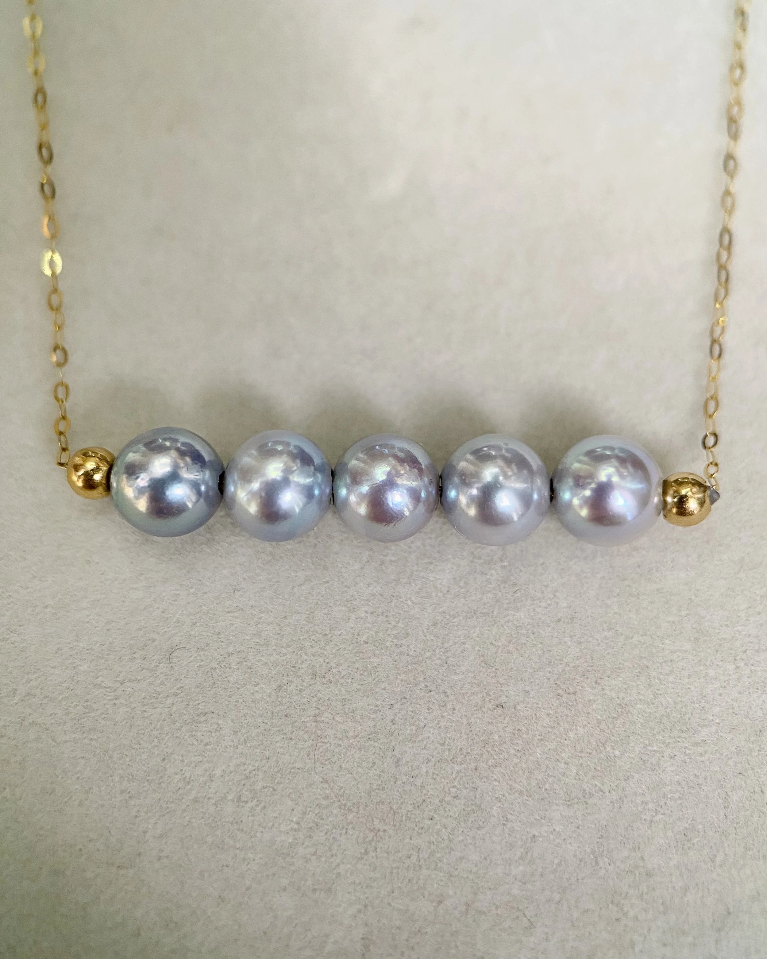 Radiant Luster Necklace: 5pc Japanese Madama Akoya Pearls 6-6.5mm, Silver-Blue Hues on AU750 18CT Gold Chain - A Symphony of Natural Brilliance Starlit Pearls