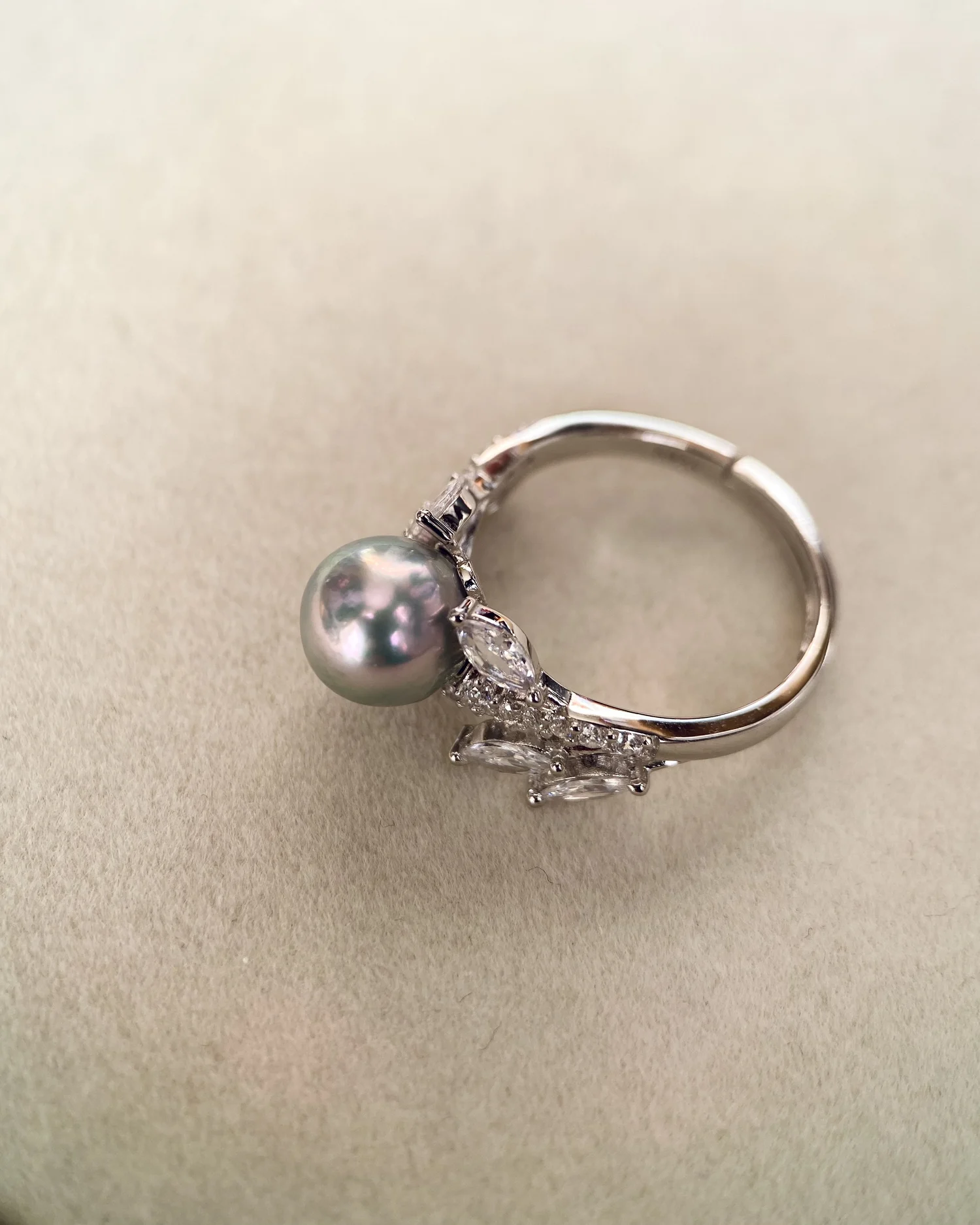 Specially Selected 8.2mm Japanese Madama Akoya Pearl Ring, Silver-Grey-Blue with Radiant Rainbow Overtones, S925 Silver Olive Branch Setting Starlit Pearls