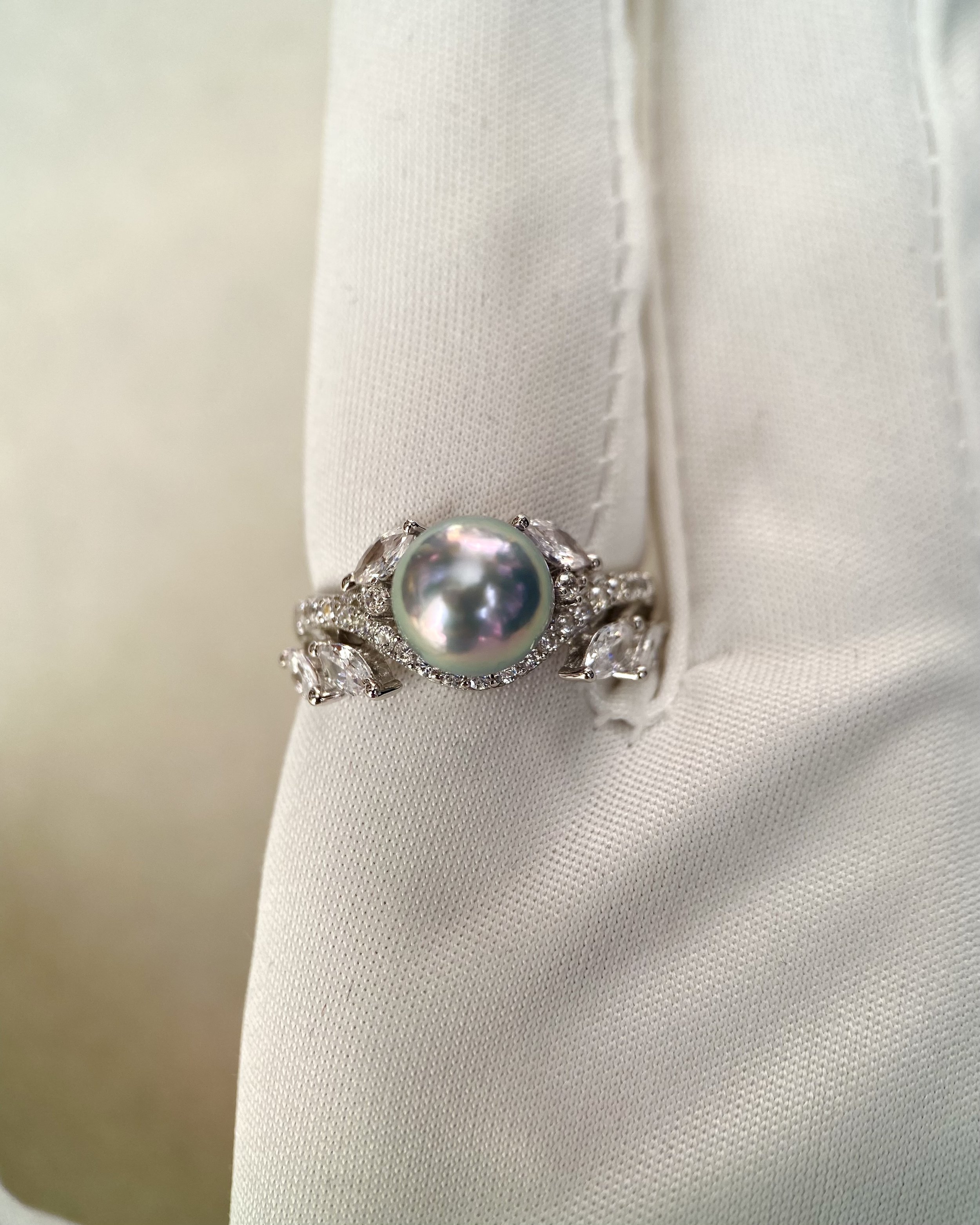 Specially Selected 8.2mm Japanese Madama Akoya Pearl Ring, Silver-Grey-Blue with Radiant Rainbow Overtones, S925 Silver Olive Branch Setting