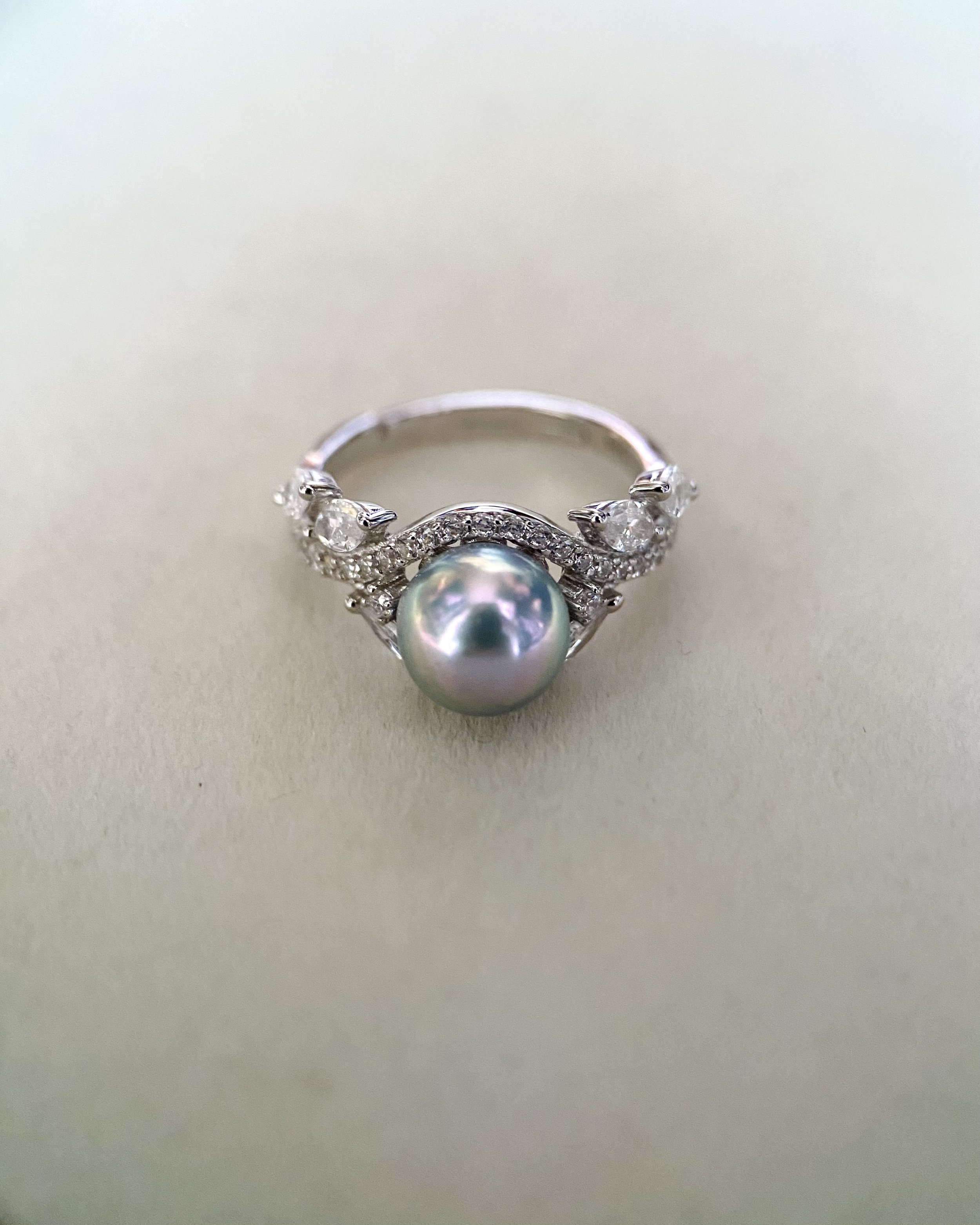 Specially Selected 8.2mm Japanese Madama Akoya Pearl Ring, Silver-Grey-Blue with Radiant Rainbow Overtones, S925 Silver Olive Branch Setting