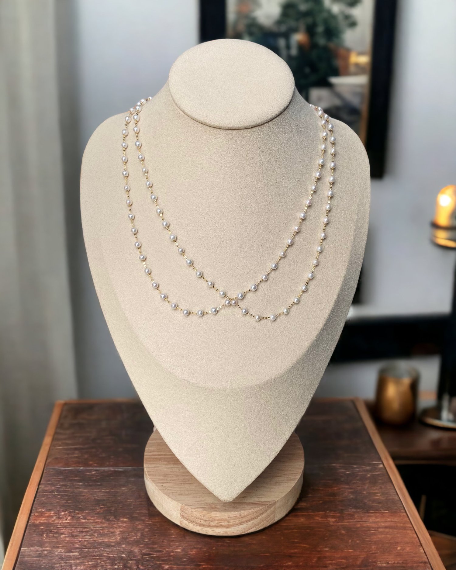 White Pearl Strand Necklace Women: 8mm/10mm Ivory Pearl Chain Wedding Jewelry with Dainty Silver Clasp for Bride Bridemaid - Trendy Accessory for
