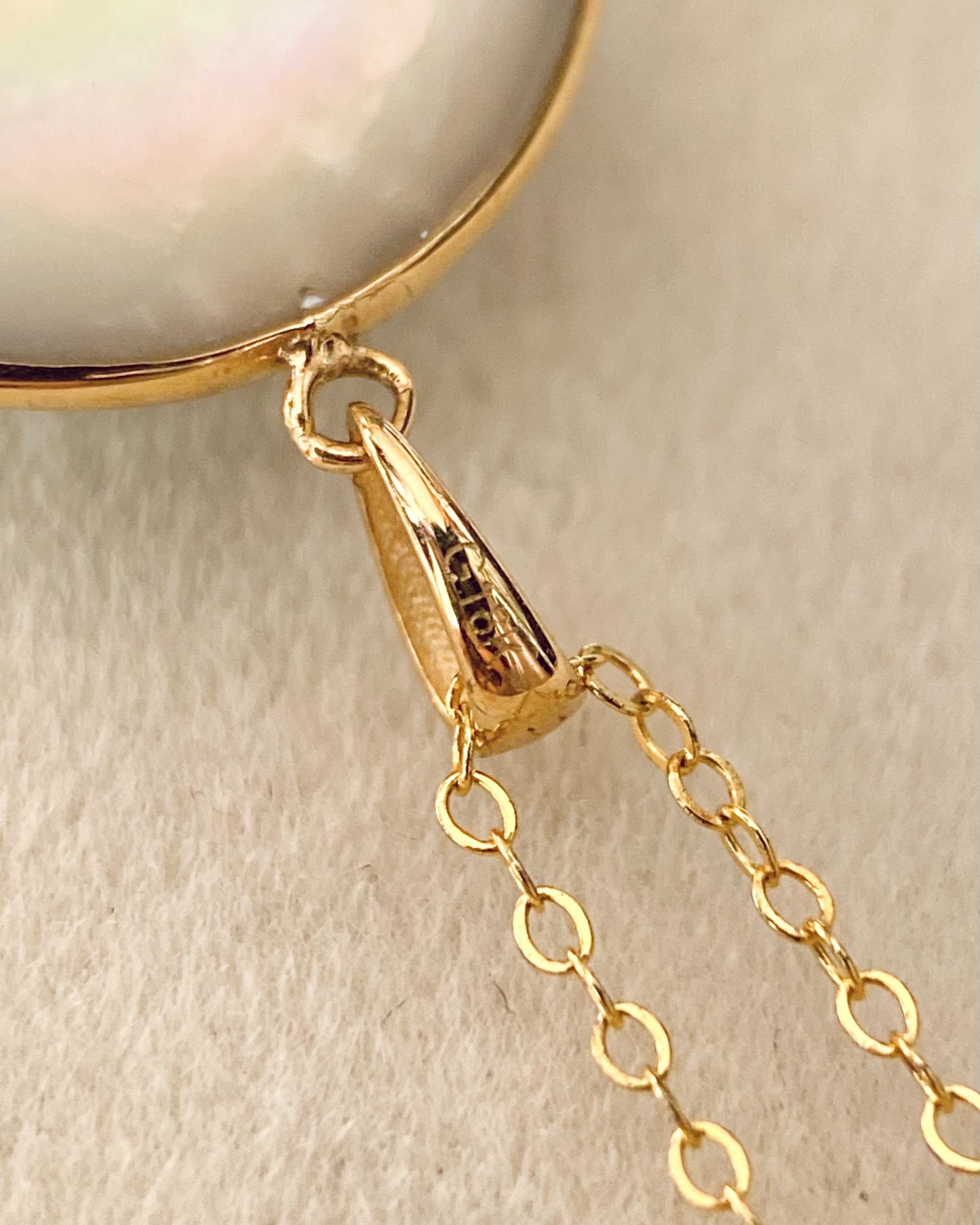 Rare 15.5mm Peacock Blue-Green Japanese Amami Oshima Round Mabe Pearl Pendant, Iridescent Aurora Overtones, Thick G18K Solid Gold Fitting Starlit Pearls