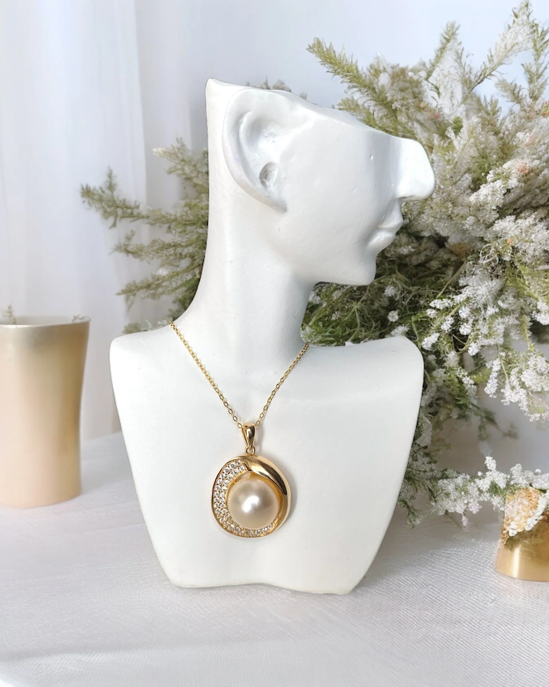 Phoenix Series 11.5mm Australian Buttery Golden South Sea Pearl Pendant, Satin-Like Lustre, S925 Ribbon Design, HK International Showpiece