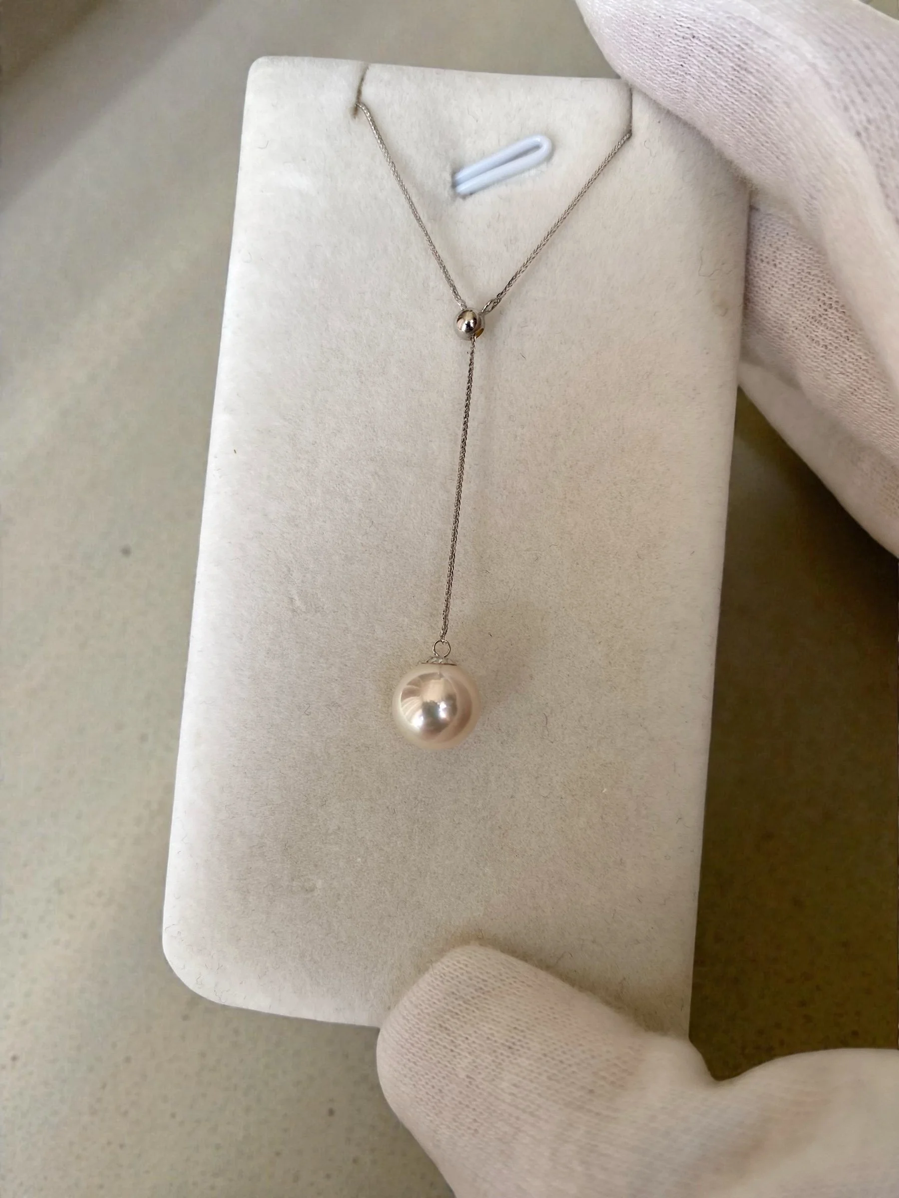 Top Gr. “Specially Selected” Japanese Crystal White Akoya Pearl Necklace, 7A Lustre, Solid 18K White Gold Vine Adjustable Chain 17.9" Starlit Pearls
