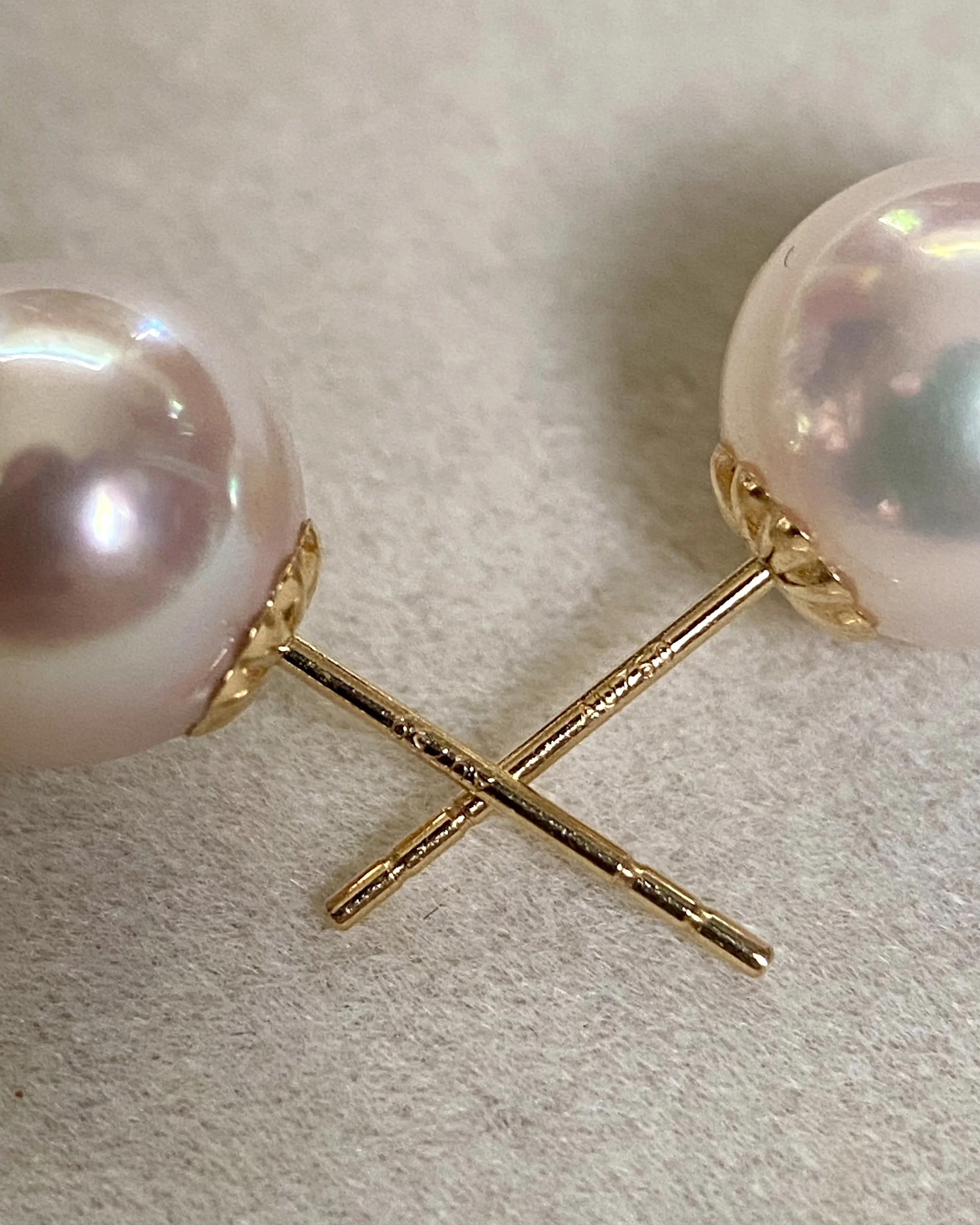 18K Solid Gold_Rare 8.5mm Sakura-Pink Japanese Koshimono Akoya Pearl Earrings, Tennyo Quality with 6A Aurora Lustre Starlit Pearls