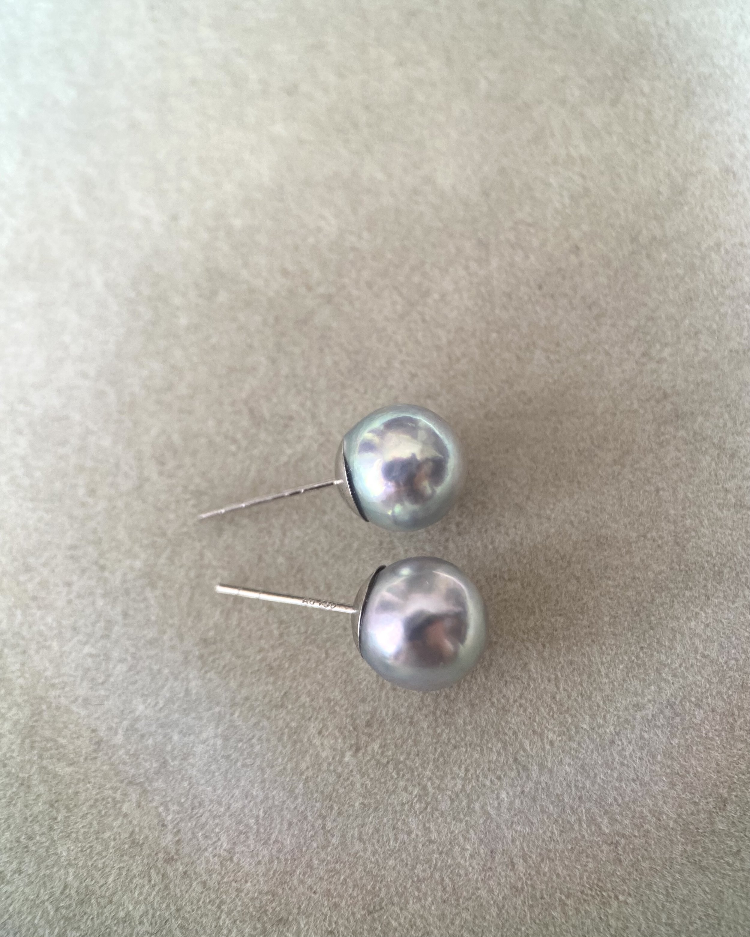 6A Brilliant-Lustre Japanese Silver Madama Akoya Pearl Earrings 8.3mm,Rare Lagoon Overtones, Solid 18K Full White Gold Cap Setting Starlit Pearls