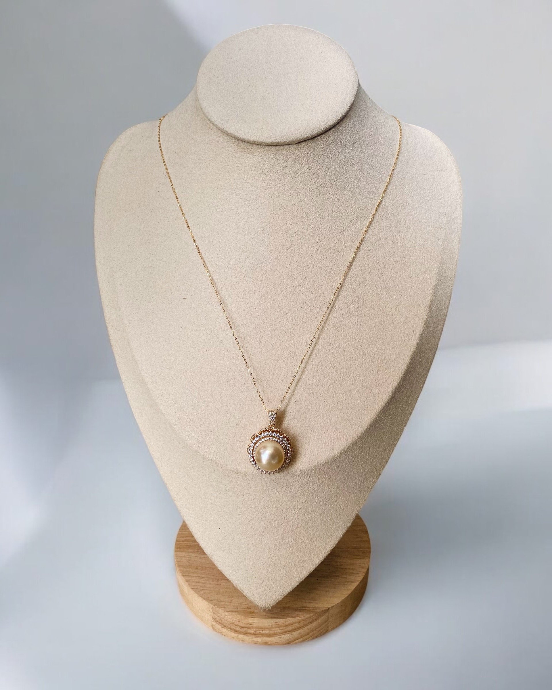 Stunning 13mm Phoenix Australian Golden South Sea Pearl Pendant, Satin Lustre, Rare Rotating Wheel of Fortune Setting, Jewellery Showpiece Starlit Pearls