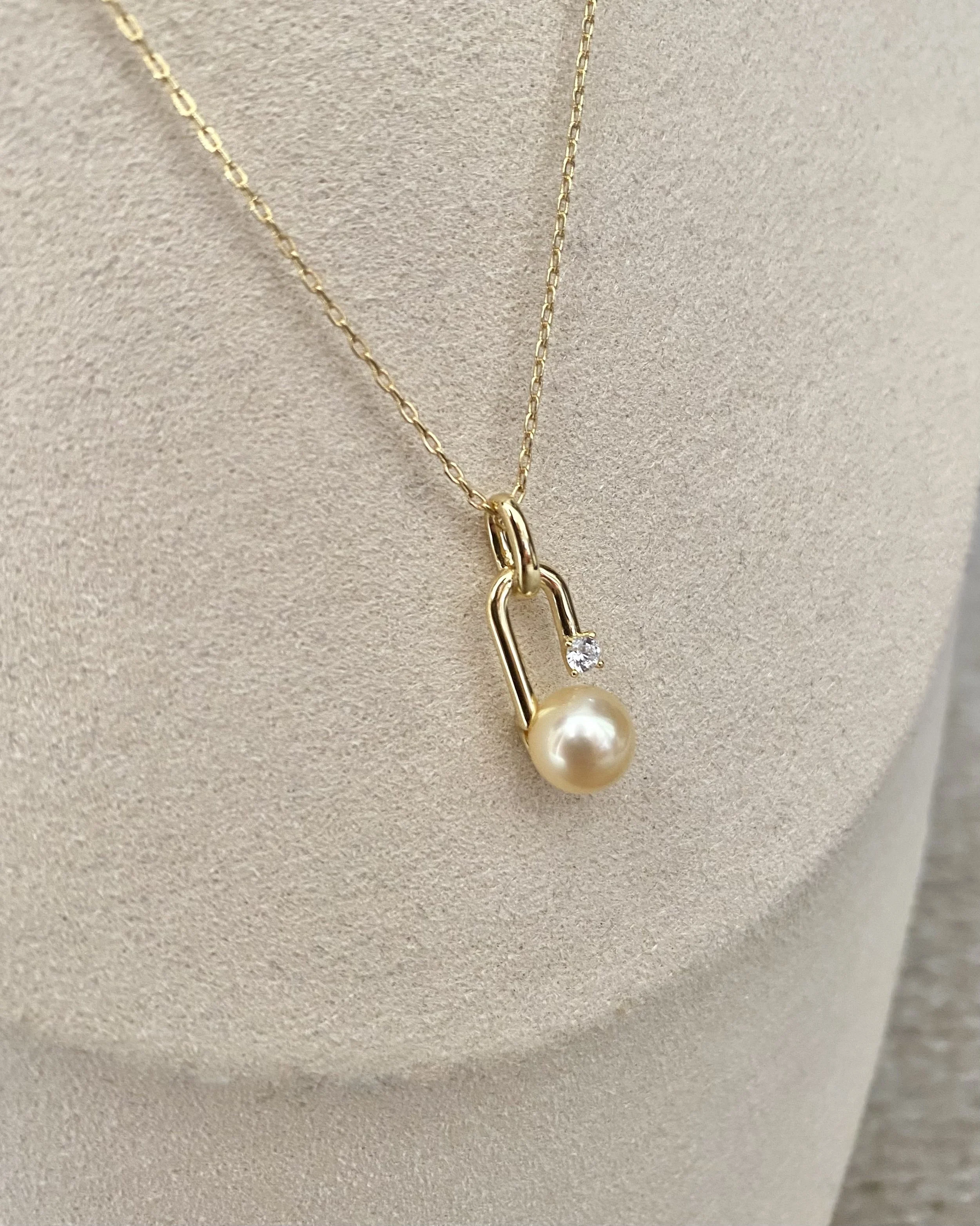 Japanese “Golden Dawn” Akoya Pearl Pendant Necklace 7.5mm, Creamy-Gold, Paperclip-Style w/ Sturdy S925 Rolo Chain,Jewellery Showpiece