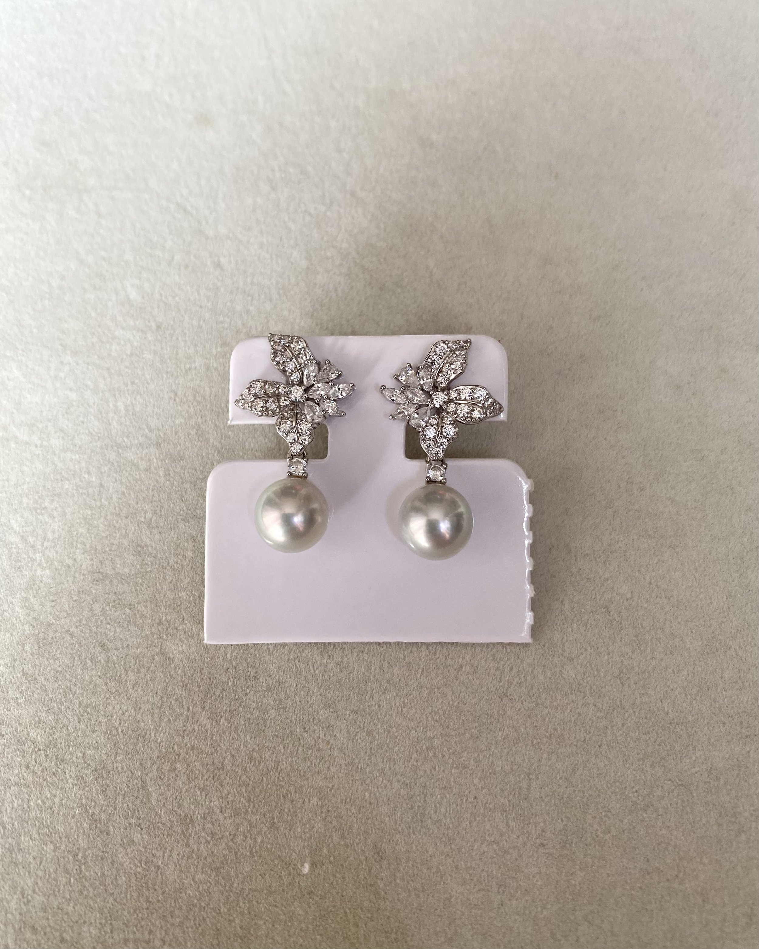 8.5-9mm Natural Silver-Grey Japanese Madama Akoya Pearl Earrings, S925 Silver Sparkling Iris Japonica Floral Design Starlit Pearls