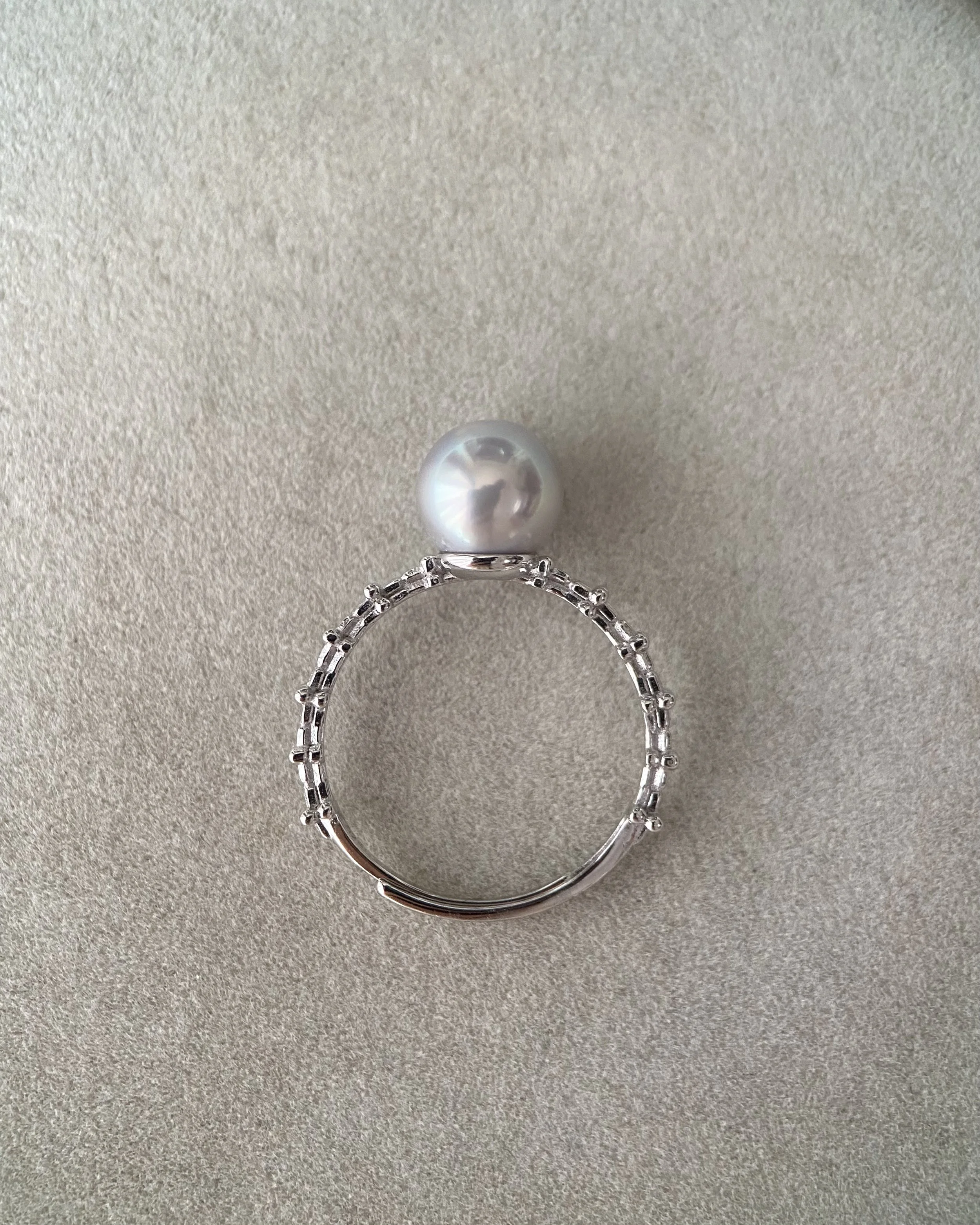 Exceptional 6A Mirror-Lustre Japanese Silver Grey Madama Akoya Pearl Ring 7.7mm, S925 Star-Cut Link Adjustable Band, Show Piece Starlit Pearls