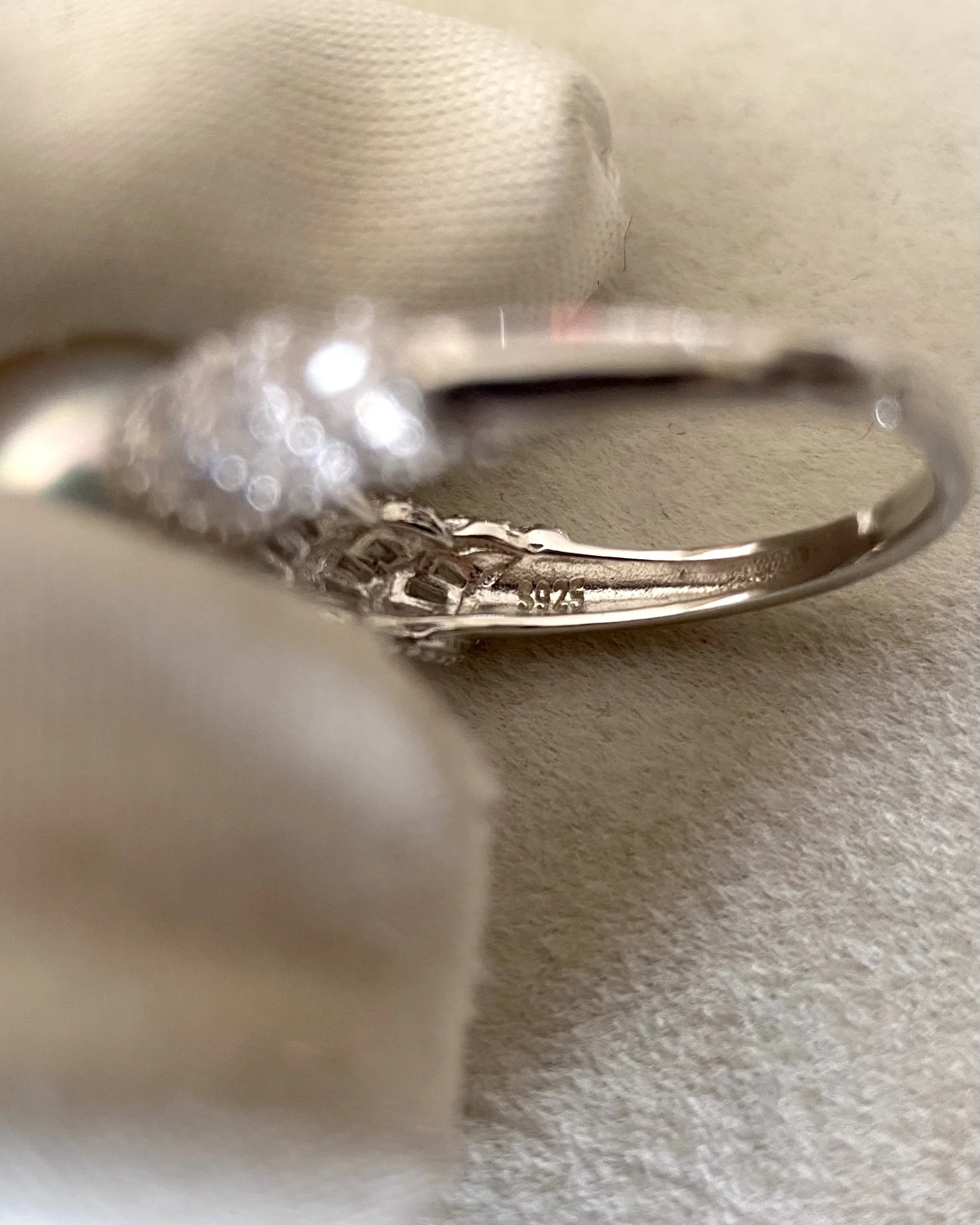 8.5mm Japanese White-Clear Akoya Pearl Ring, Wave-Shaped S925 Band with Layered Pavé CZ Shoulders – International Jewellery Showpiece Starlit Pearls