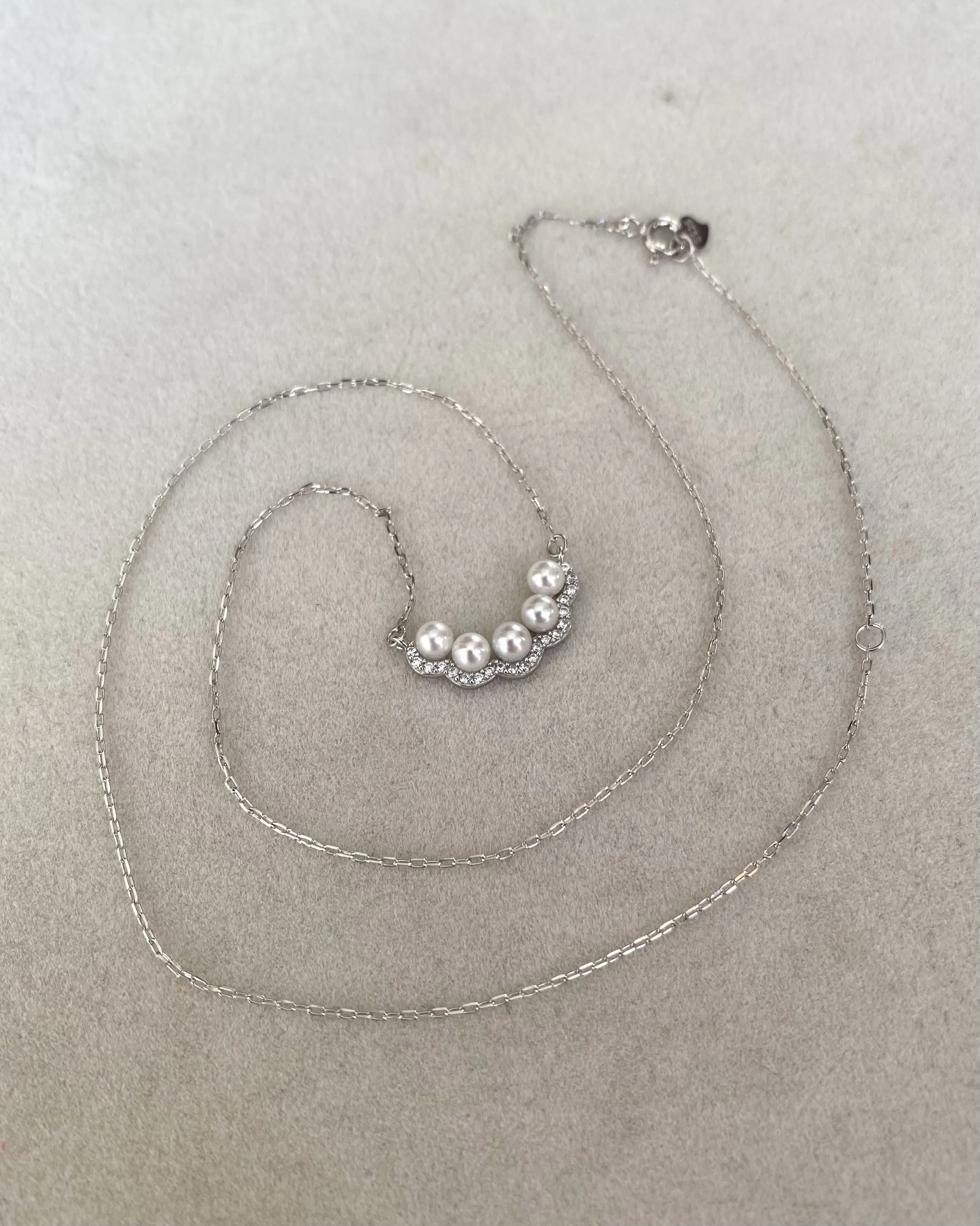 Top Gr Japanese White Sairindama Akoya Pearl Pendant Necklace 3.5–4mm , Sweet Pea Design with Sparkling CZ, S925 Silver, Show Piece Starlit Pearls