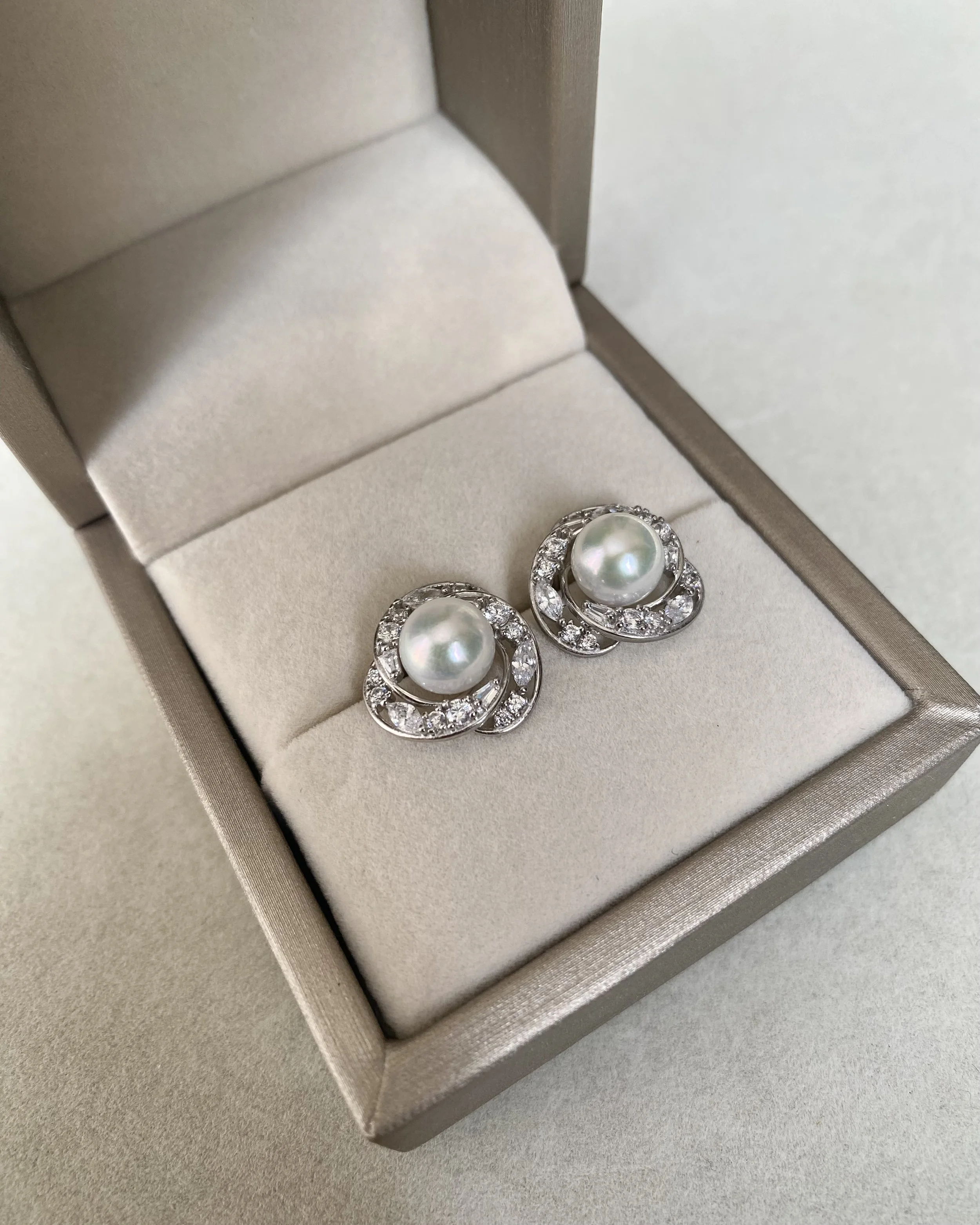 Japanese Crystal White Akoya Pearl Stud Earrings 7.5-8mm, Cool Toned Mirror-Like Lustre, S925 Silver Double Halo Design Starlit Pearls