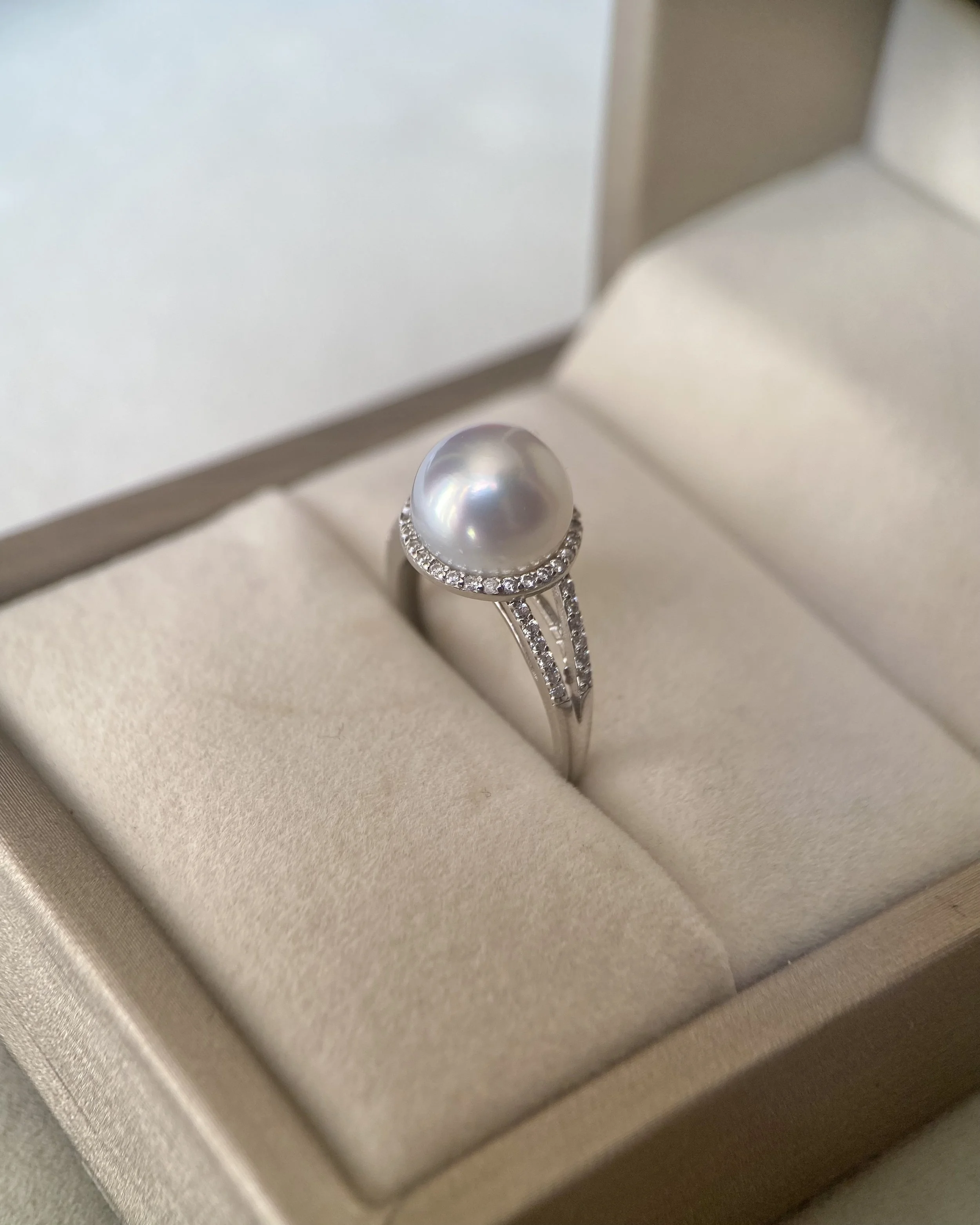 Silver White Australian South Sea Pearl Ring 9.8mm, Sparkling Halo & Split-Shank Design, Adjustable S925, Jewellery Exhibition Piece Starlit Pearls