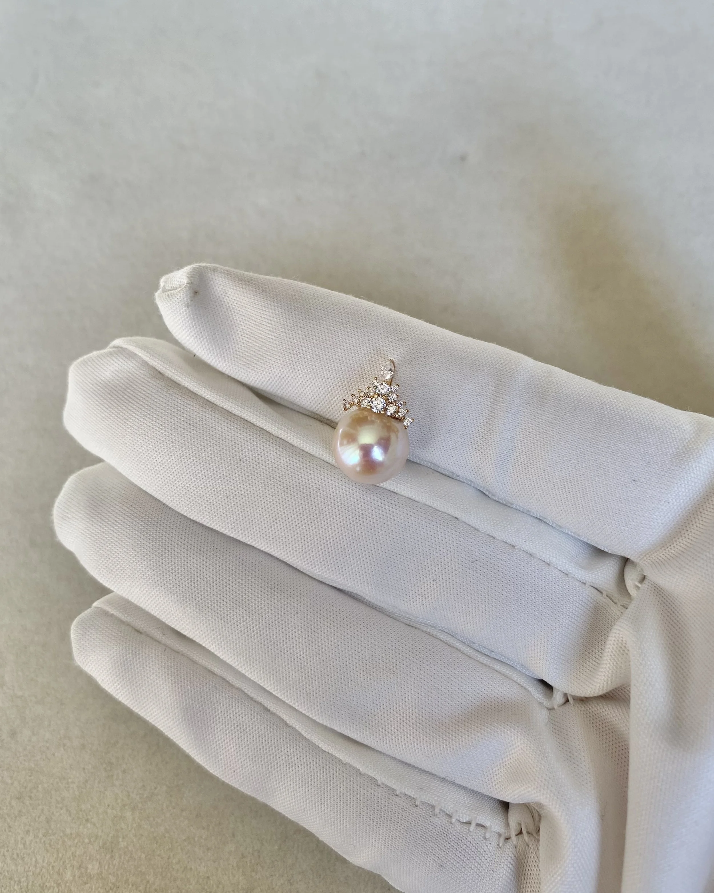 Rare 9.2mm Giant Japanese Natural Sakura Pink Koshimono Akoya Pearl Pendant, Tennyo-Quality, Solid 18K Gold Crown Setting Starlit Pearls