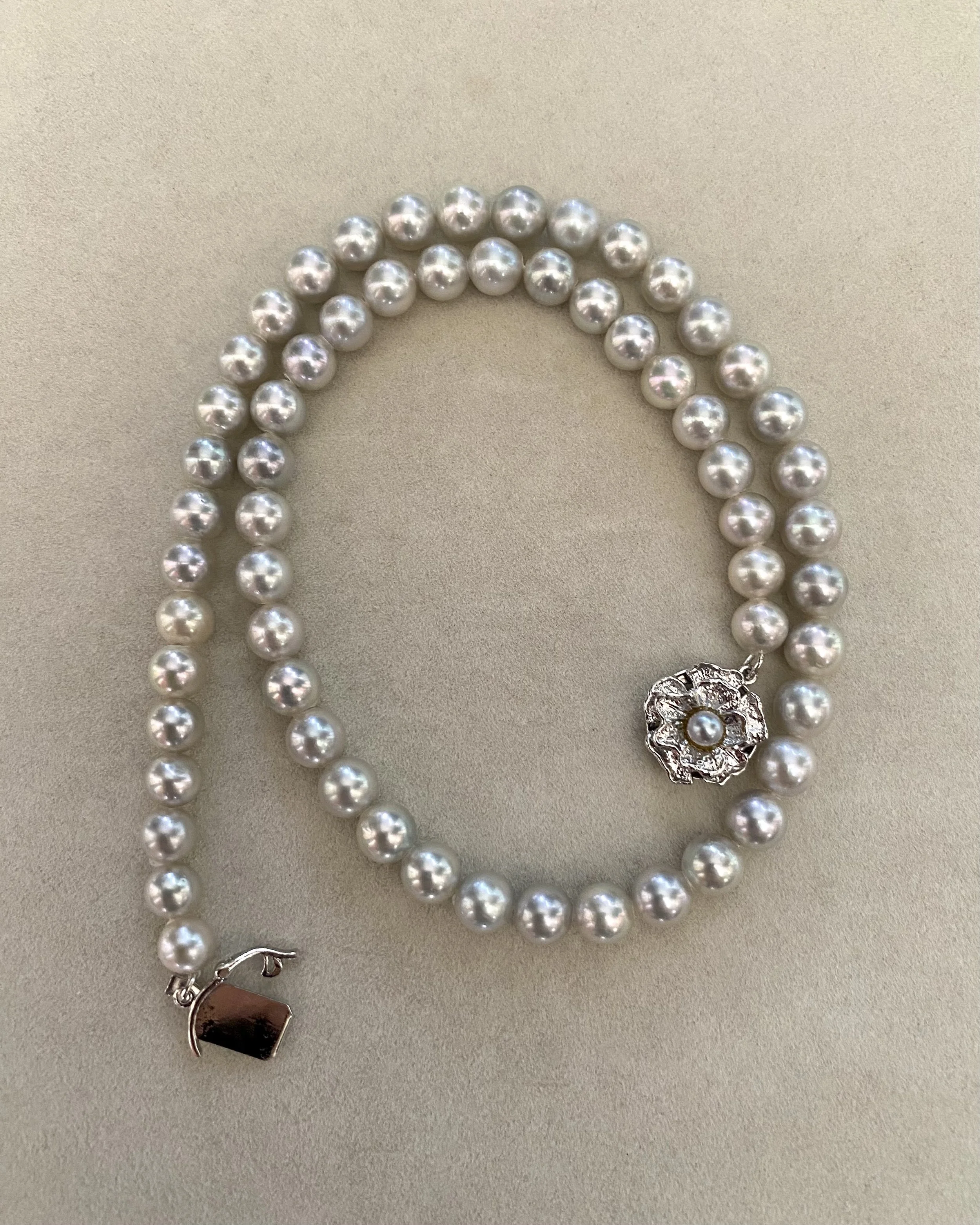 6.5–7mm Japanese Madama Akoya Pearl Necklace – Natural Silvery Grey, 3D Floral Silver Clasp, Japanese Jewellery Exhibition Showpiece Starlit Pearls