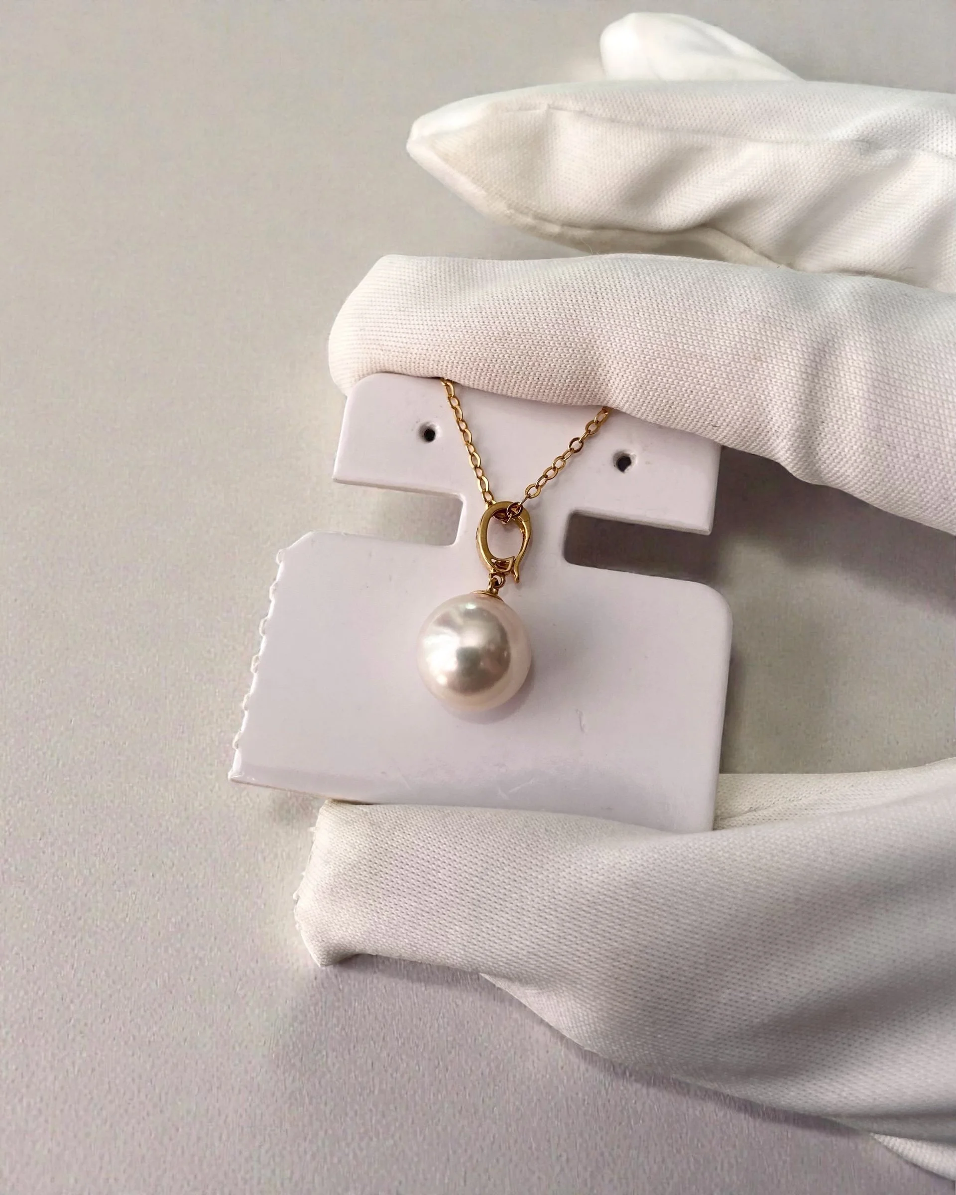 Rare 9.2mm Oversized Japanese White Akoya Pearl Pendant, Otsuki Pearl Origin, Pale Pink Overtone, Solid 18K Gold Open Clasp/D0.003CT Diamond Starlit Pearls