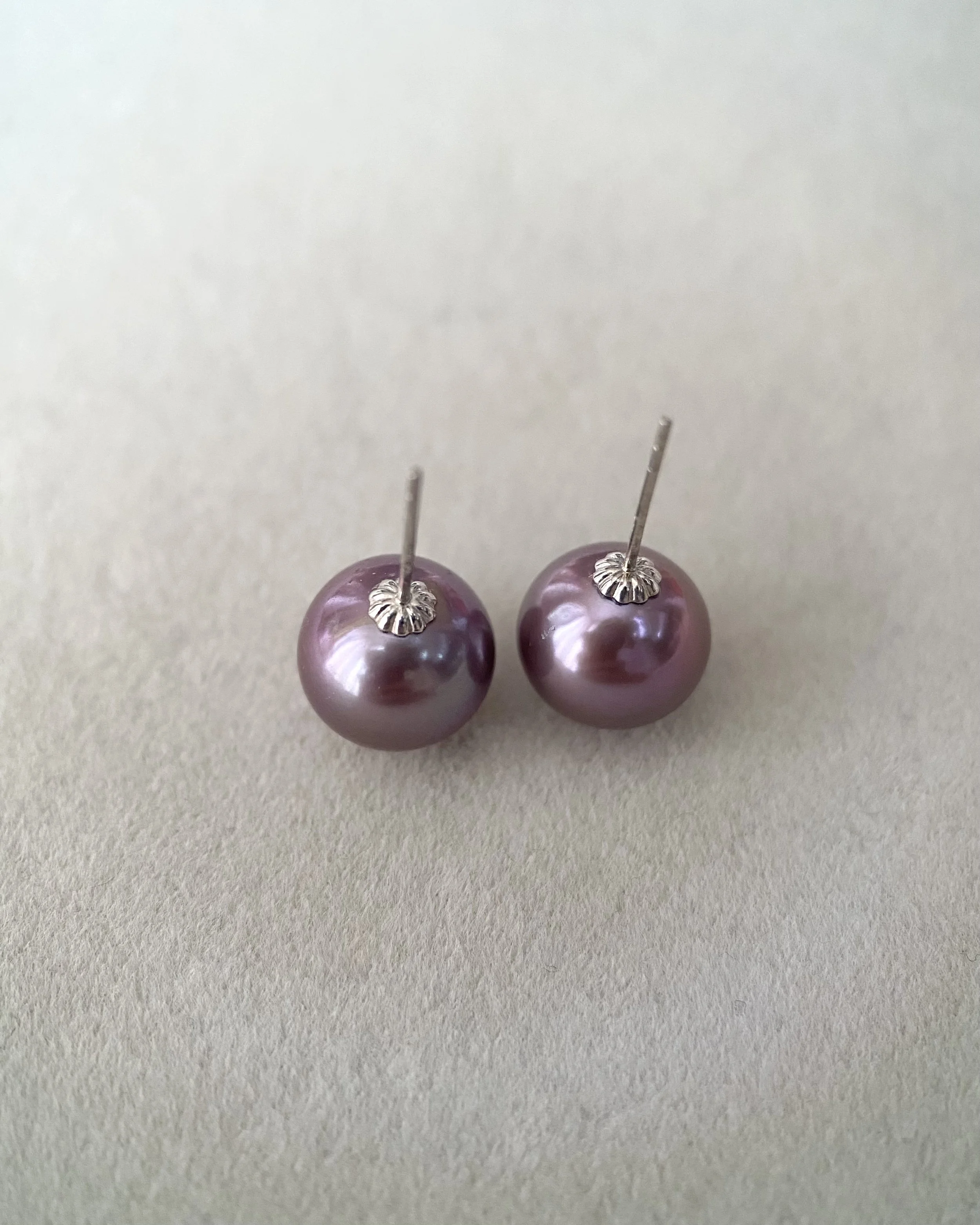 Solid 18K White Gold_Natural Wine Purple Freshwater Pearl Stud Earrings 9.5mm, Rich Metallic Lustre, Undyed Natural Colour Starlit Pearls