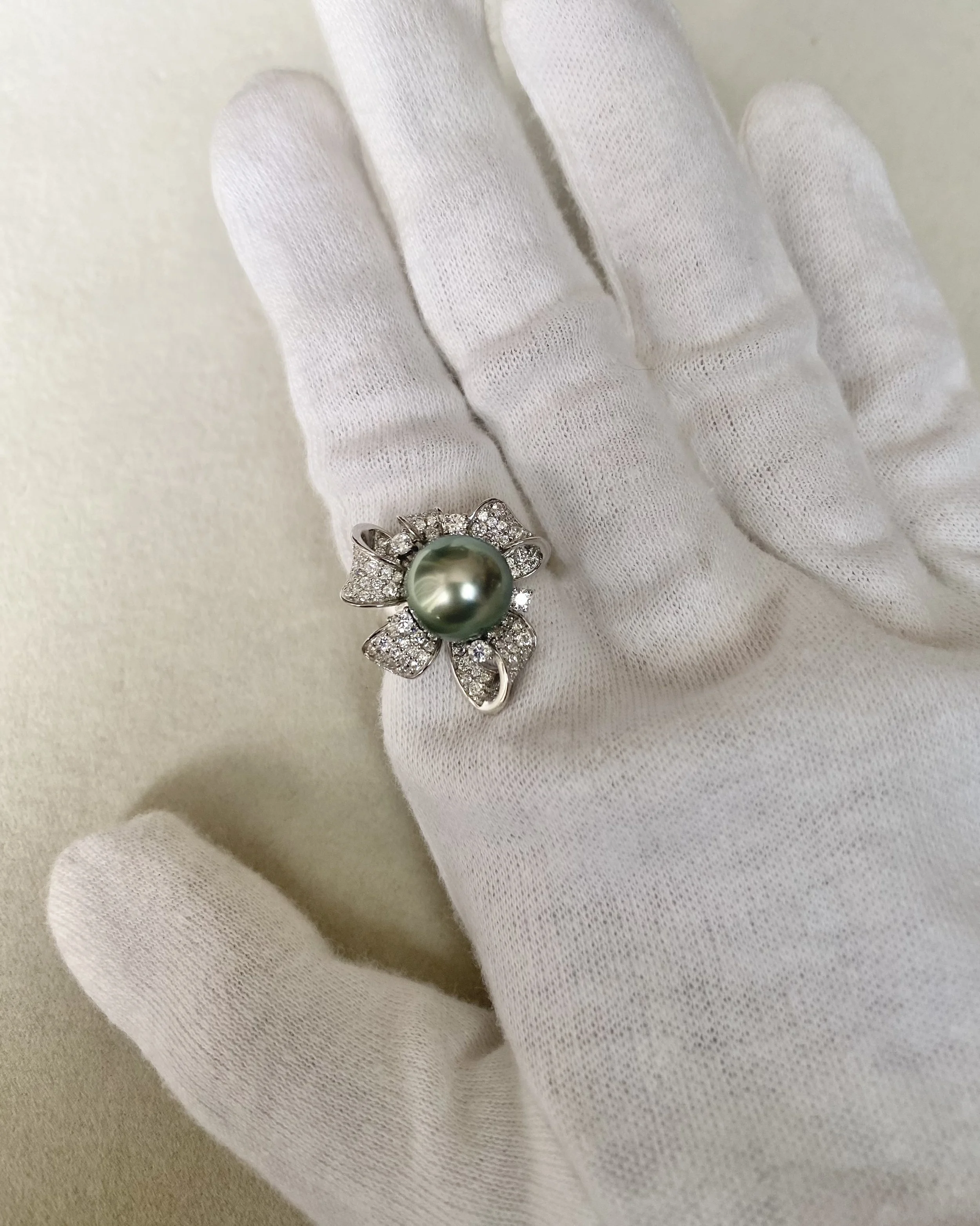 Exceptional Metallic Peacock Green Tahitian South Sea Pearl Ring 10.3mm, Adjustable S925 Sterling Silver Floral Petal Pavé Design Starlit Pearls