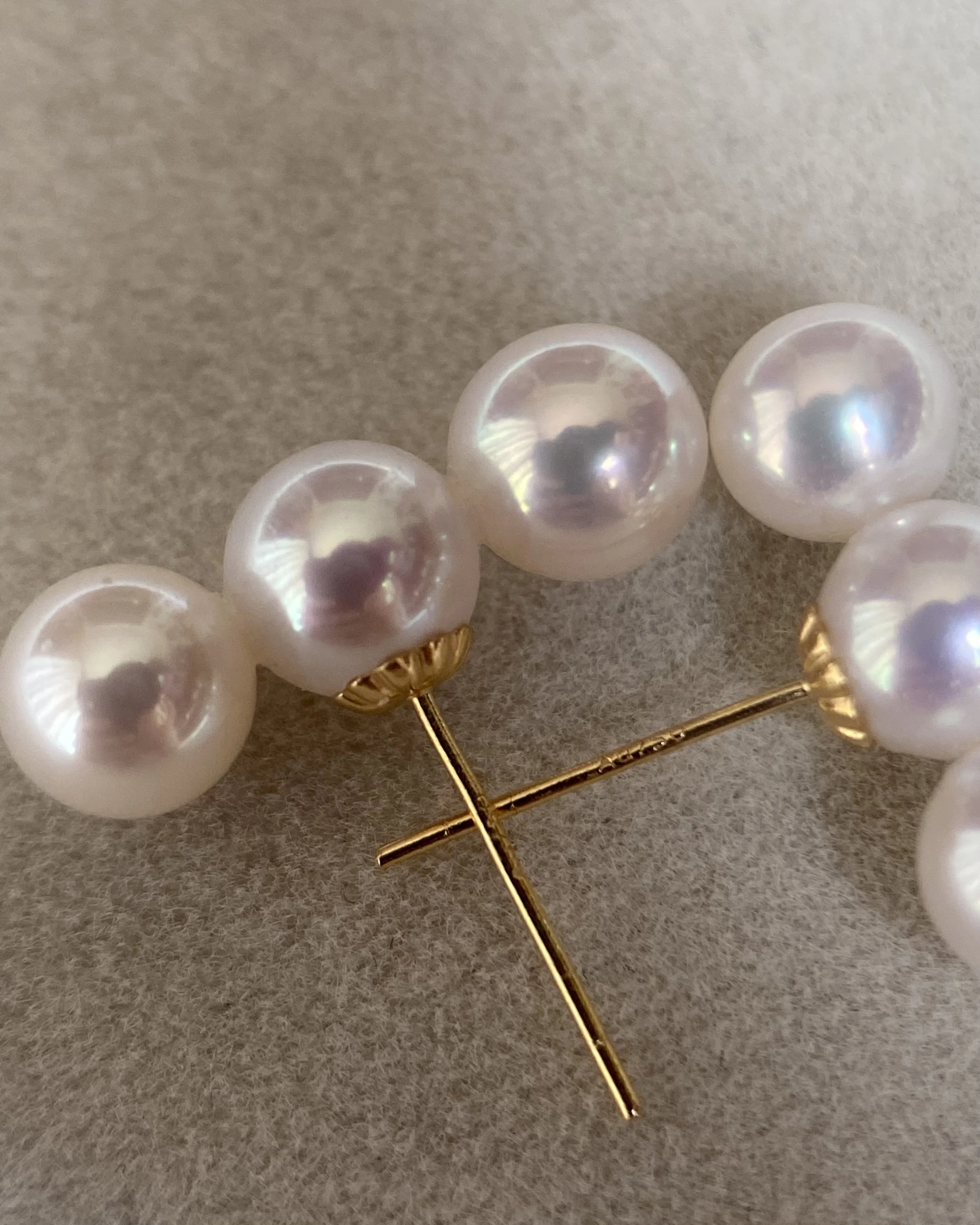 Solid 18K Gold_Top-Gr Aurora Freshwater Pearl Pendant & Earrings Set, Perfectly Matched 5.2mm Pearls, Collector-Gr Luxury Jewellery Starlit Pearls