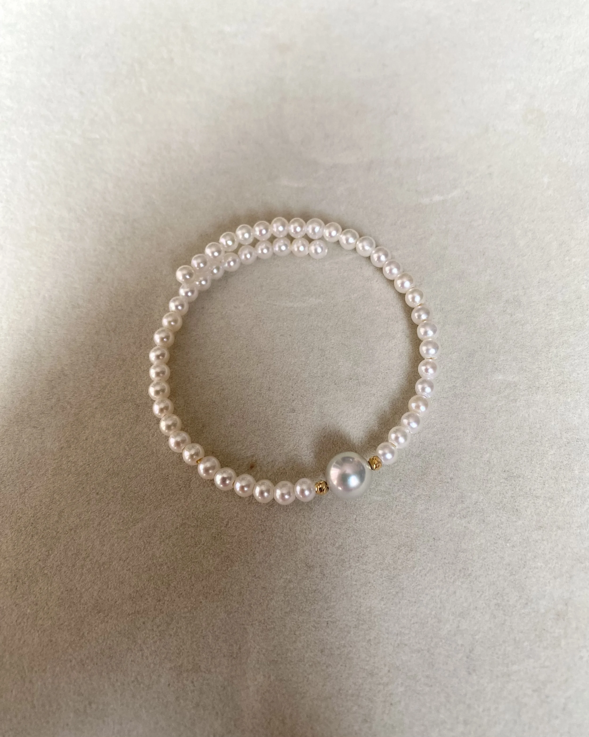 Specially Selected Japanese Silver-White Madama Akoya Pearl Bracelet 7.8mm, Mirror Lustre,Freshwater Pearls, Faceted 18K Gold Accents Starlit Pearls