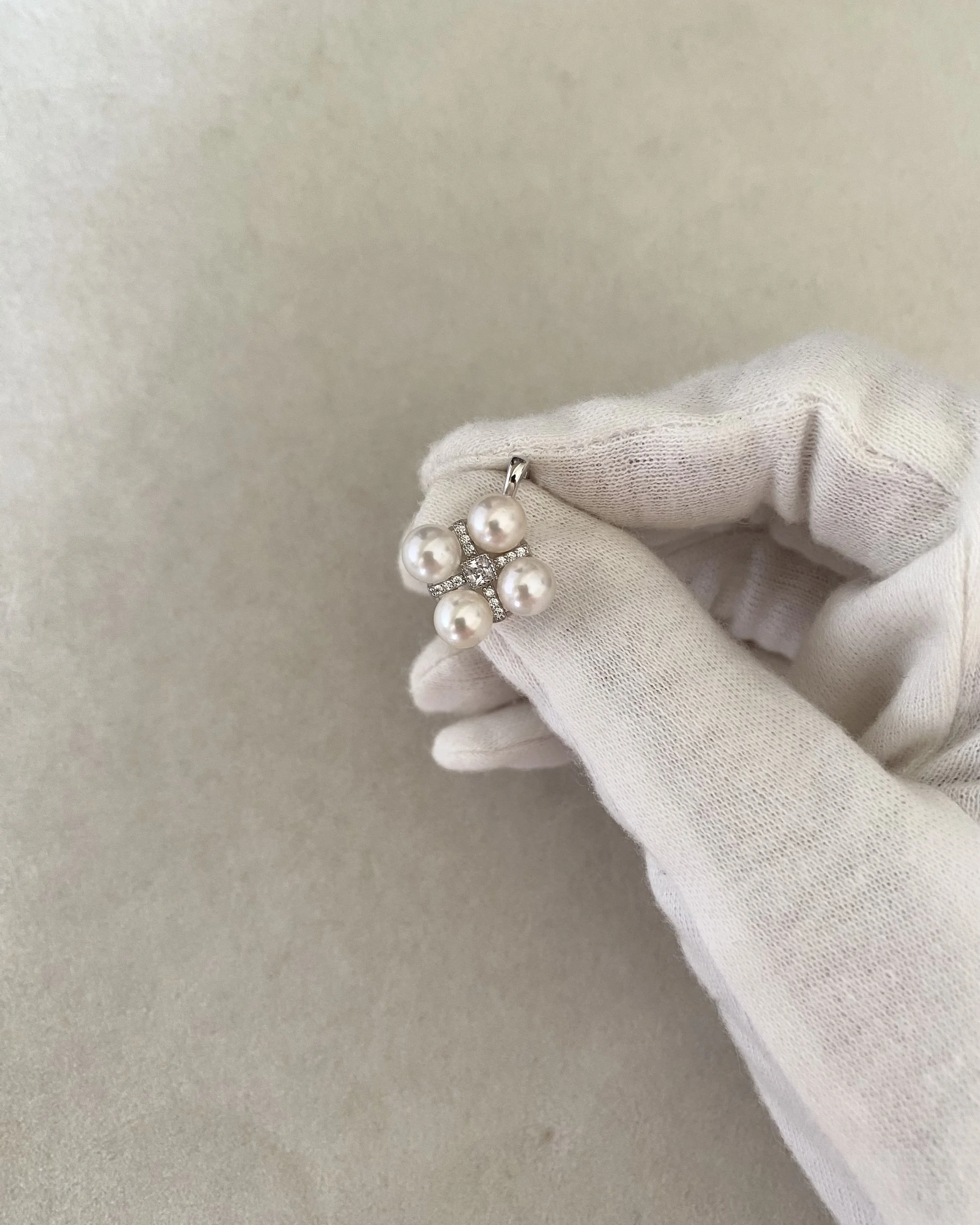 White Japanese Four-Akoya Pearl Floral Cross Pendant 6.2mm, Pink Overtones & Luminous Lustre, S925 Silver Openable Bail, Gift for Her Starlit Pearls