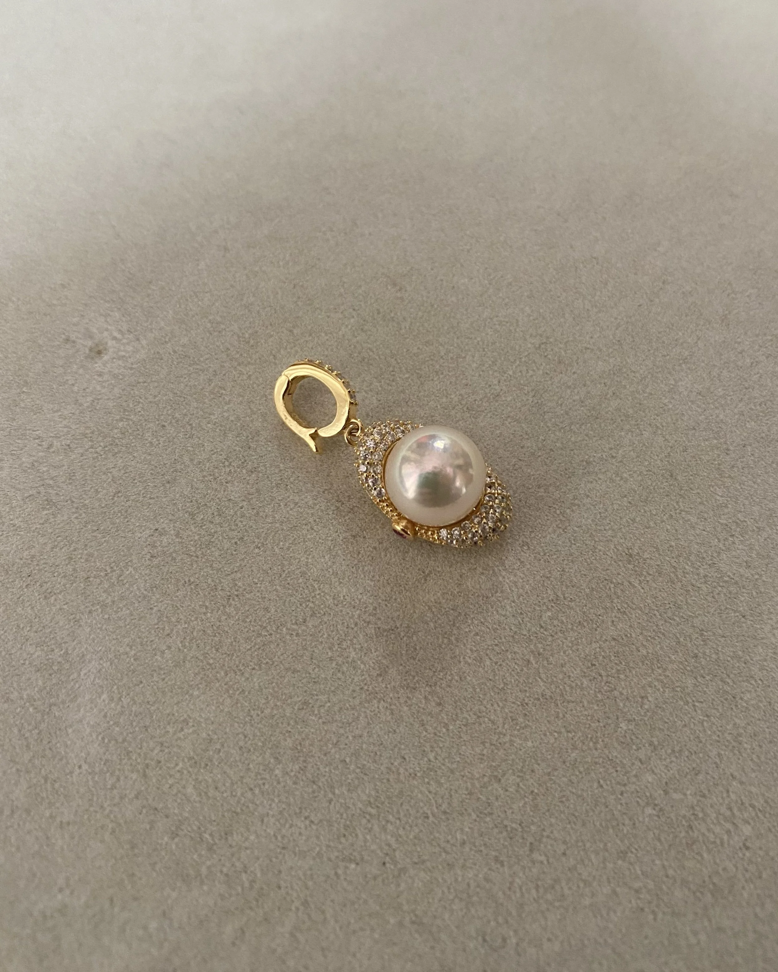 9mm Giant Japanese White-Pink-Gold Akoya Pearl Pendant, S925 Silver Pavé Boat Design with Clip-On Bail, Jewellery Exhibition Piece Starlit Pearls