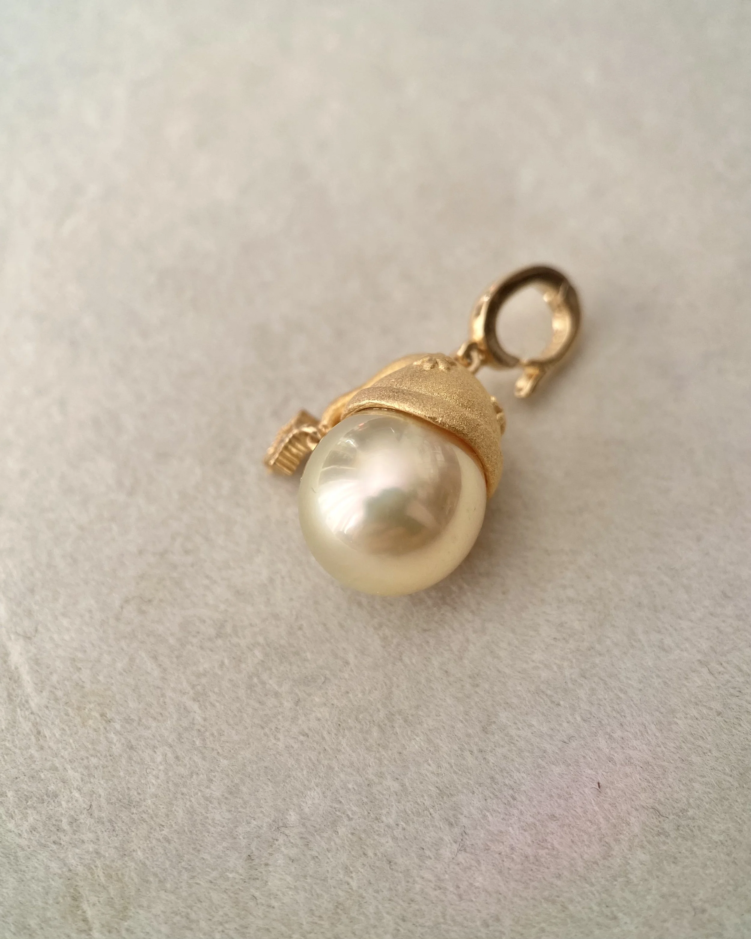 11.7mm Japanese Amami Ōshima Lemon-Gold Pearl Pendant, 6A Lustre, Fairy Nightcap Star in Matte Sand-Gold S925, Rare Exhibition Find Starlit Pearls