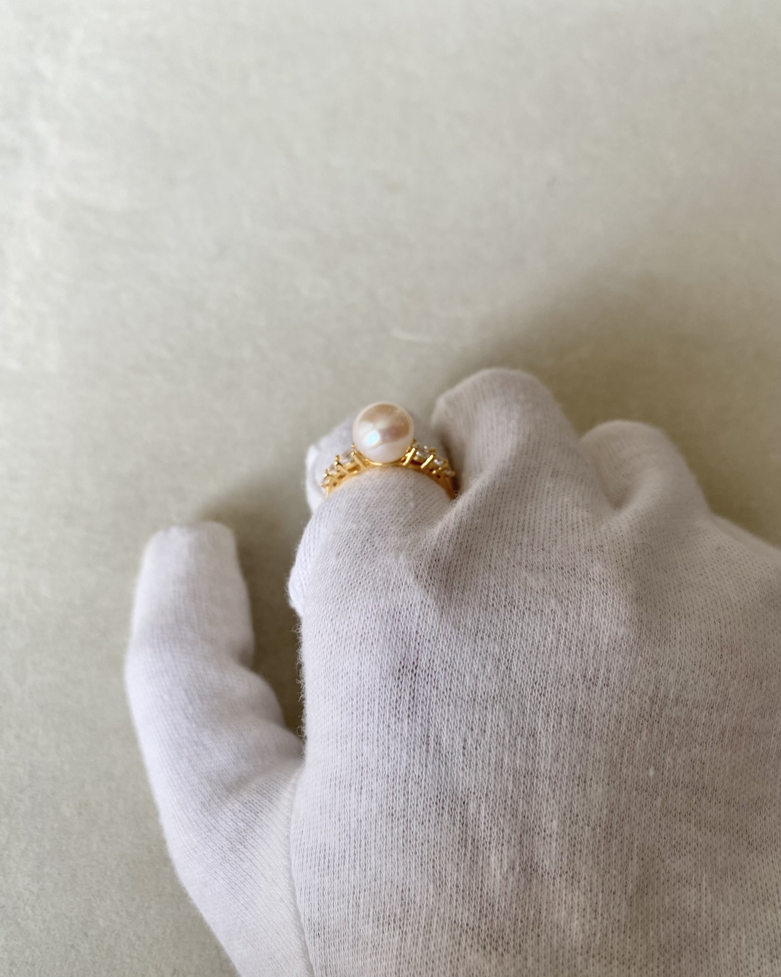 Elegant 8.6mm Japanese Akoya Pearl Ring, White with Soft Pink Overtone, Sparkling CZ Vine S925 Silver Band, Jewellery Showpiece Starlit Pearls