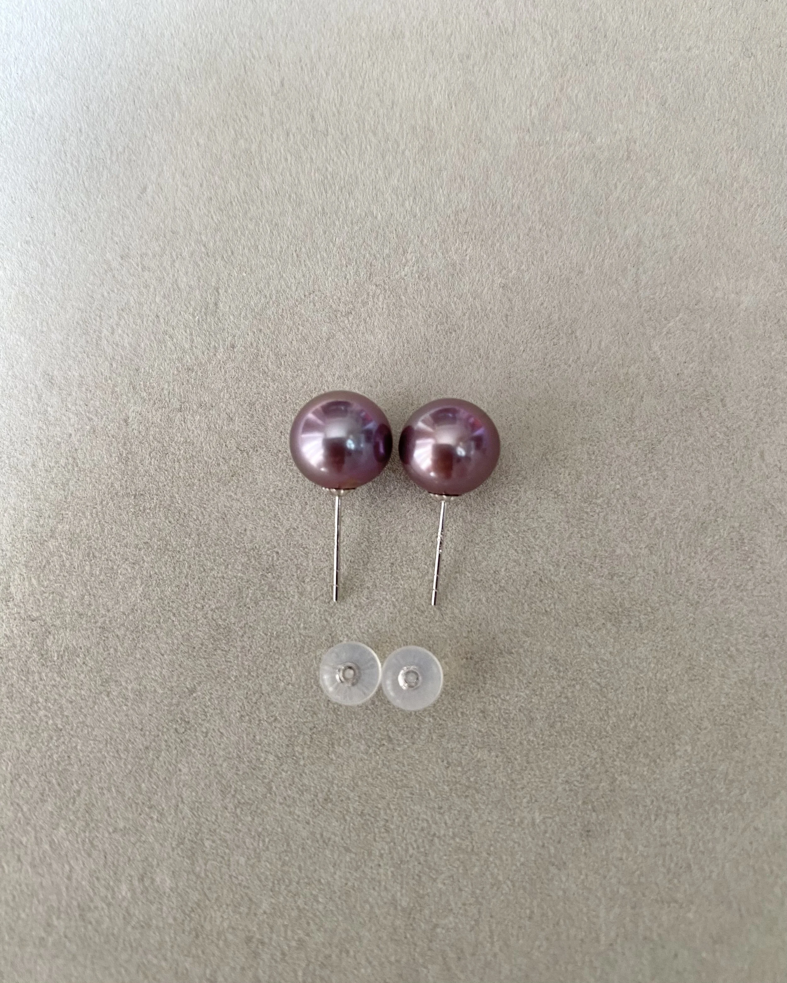 Solid 18K White Gold_Natural Wine Purple Freshwater Pearl Stud Earrings 9.5mm, Rich Metallic Lustre, Undyed Natural Colour Starlit Pearls