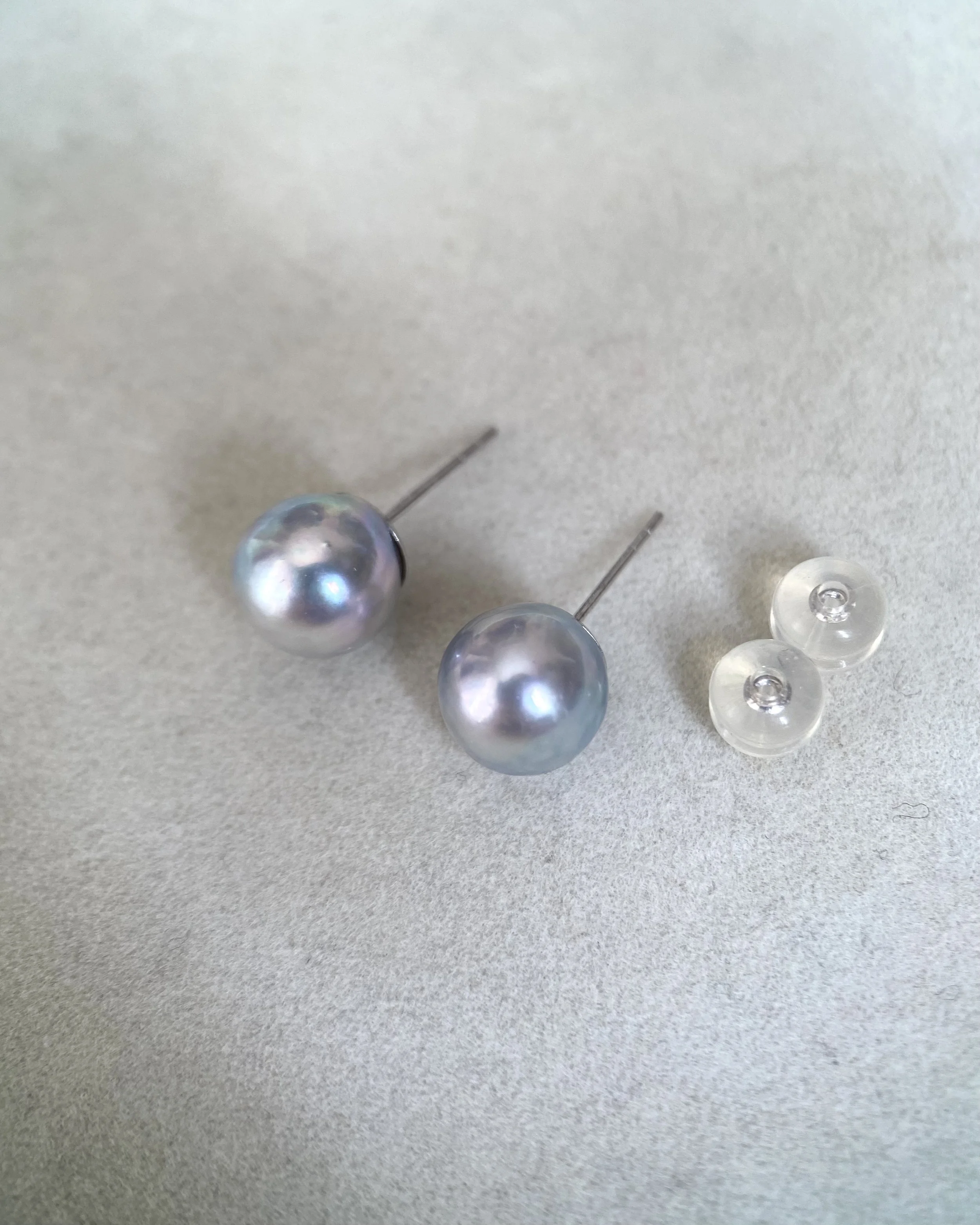 6A Brilliant-Lustre Japanese Silver Madama Akoya Pearl Earrings 8.3mm,Rare Lagoon Overtones, Solid 18K Full White Gold Cap Setting Starlit Pearls