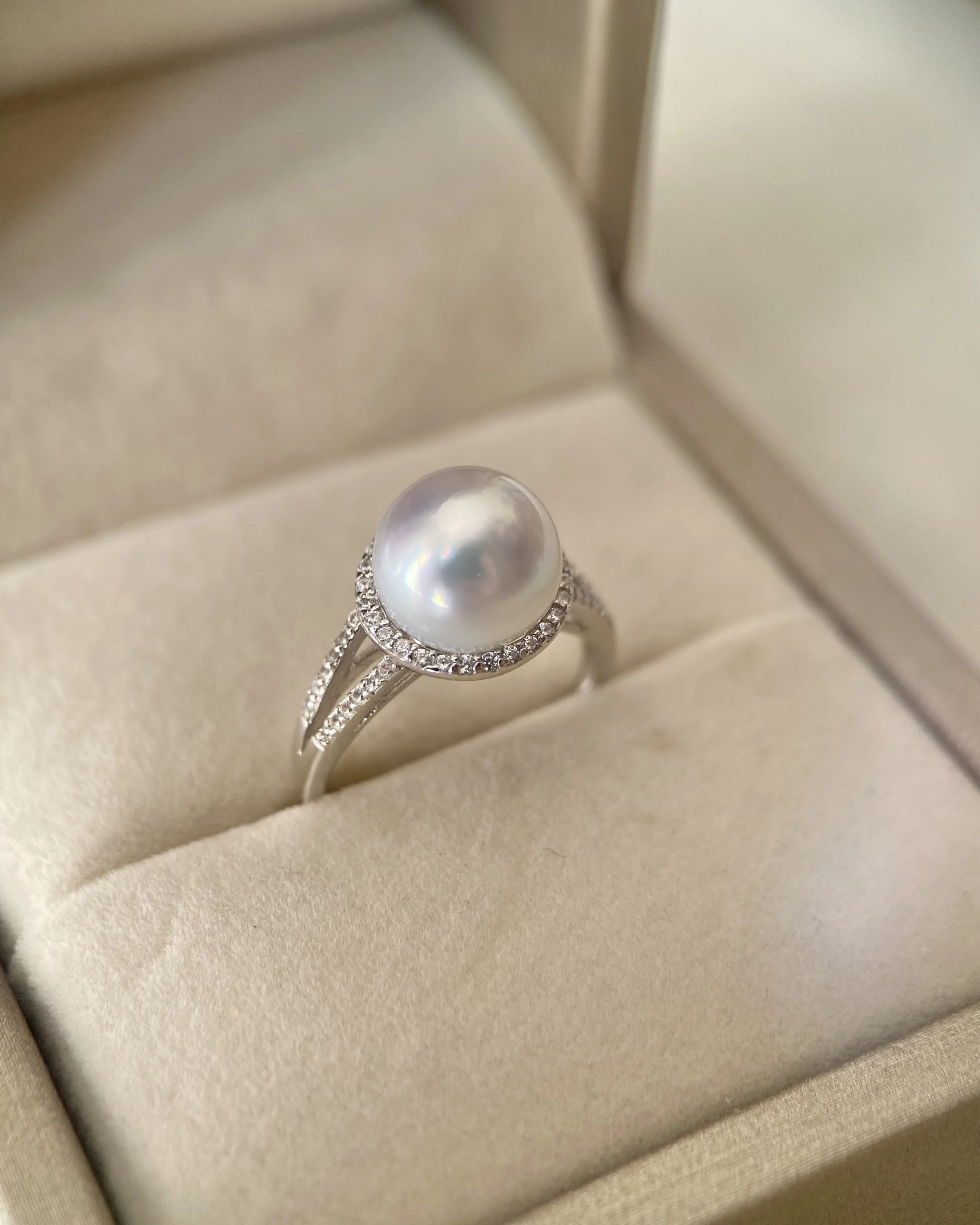 Silver White Australian South Sea Pearl Ring 9.8mm, Sparkling Halo & Split-Shank Design, Adjustable S925, Jewellery Exhibition Piece Starlit Pearls