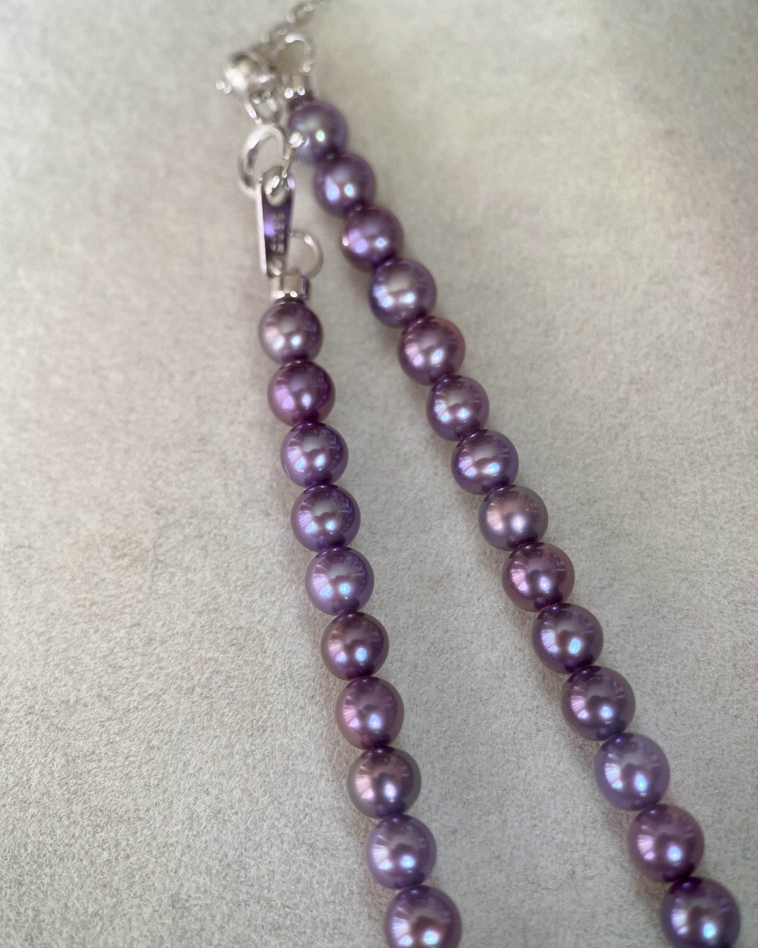Collector’s Gr. Natural Midnight Plum Freshwater Pearl Necklace 4–4.5mm, Vivid Iridescent Colour Play, Silver Clasp, Purple Pearls Starlit Pearls