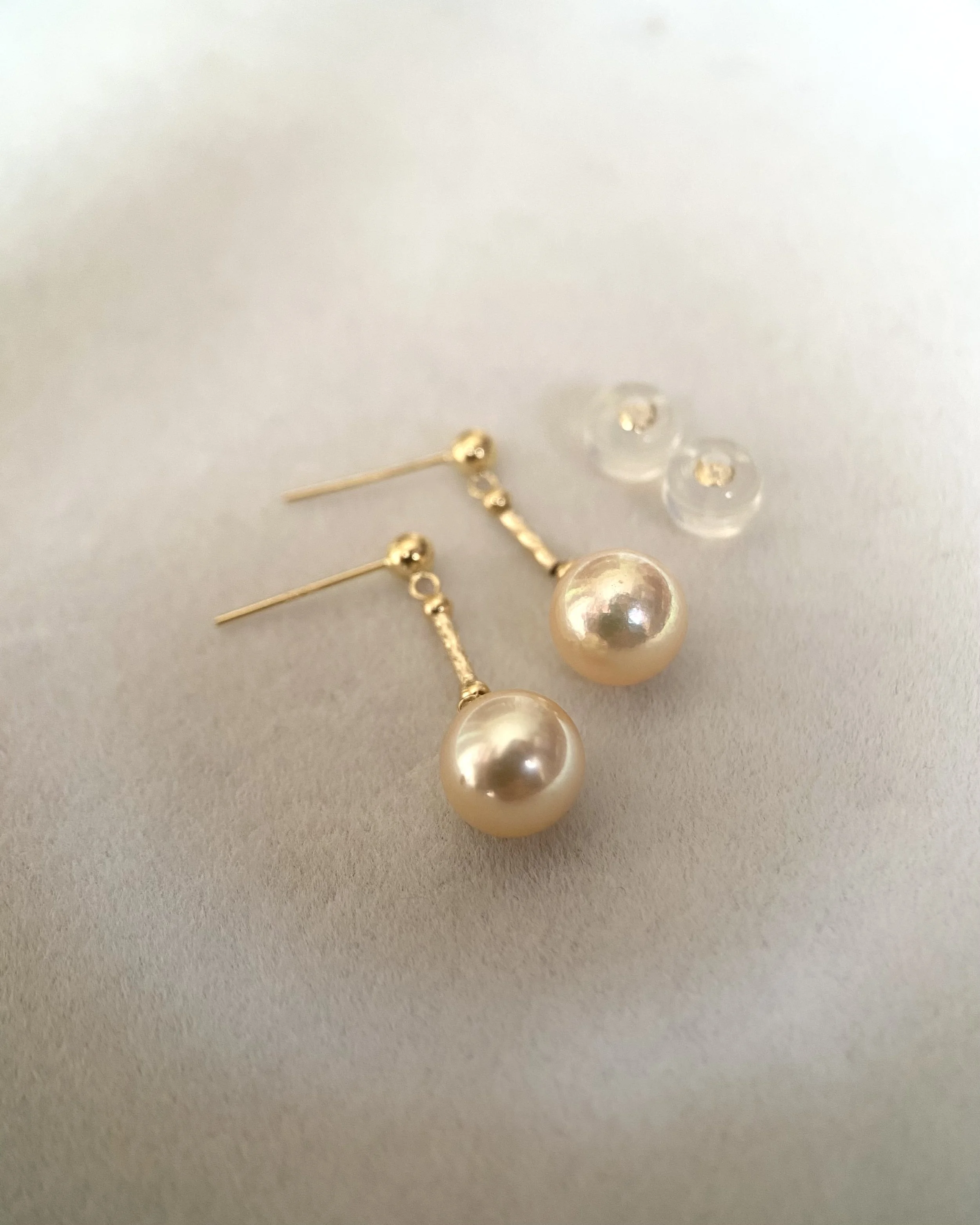 Japanese Amami Oshima Golden Pearl Drop Earrings in Solid 18K Gold 7.6mm, Iridescent Overtones, Graceful Movement Starlit Pearls