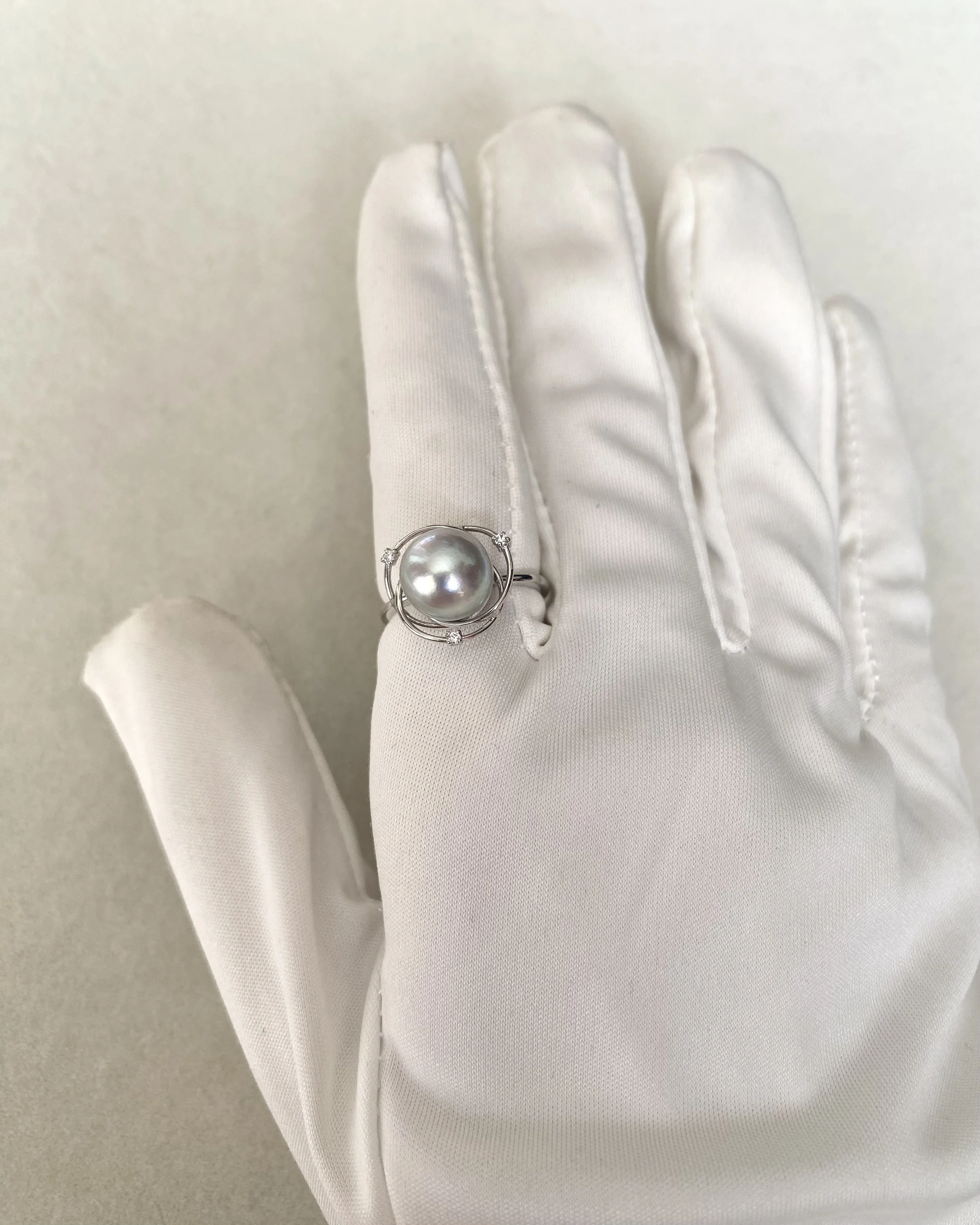 Giant 9.2mm Natural Crystal Silver-Grey Japanese Madama Akoya Pearl Ring, Rainbow Overtones, Celestial Orbit-Inspired S925 Silver Starlit Pearls