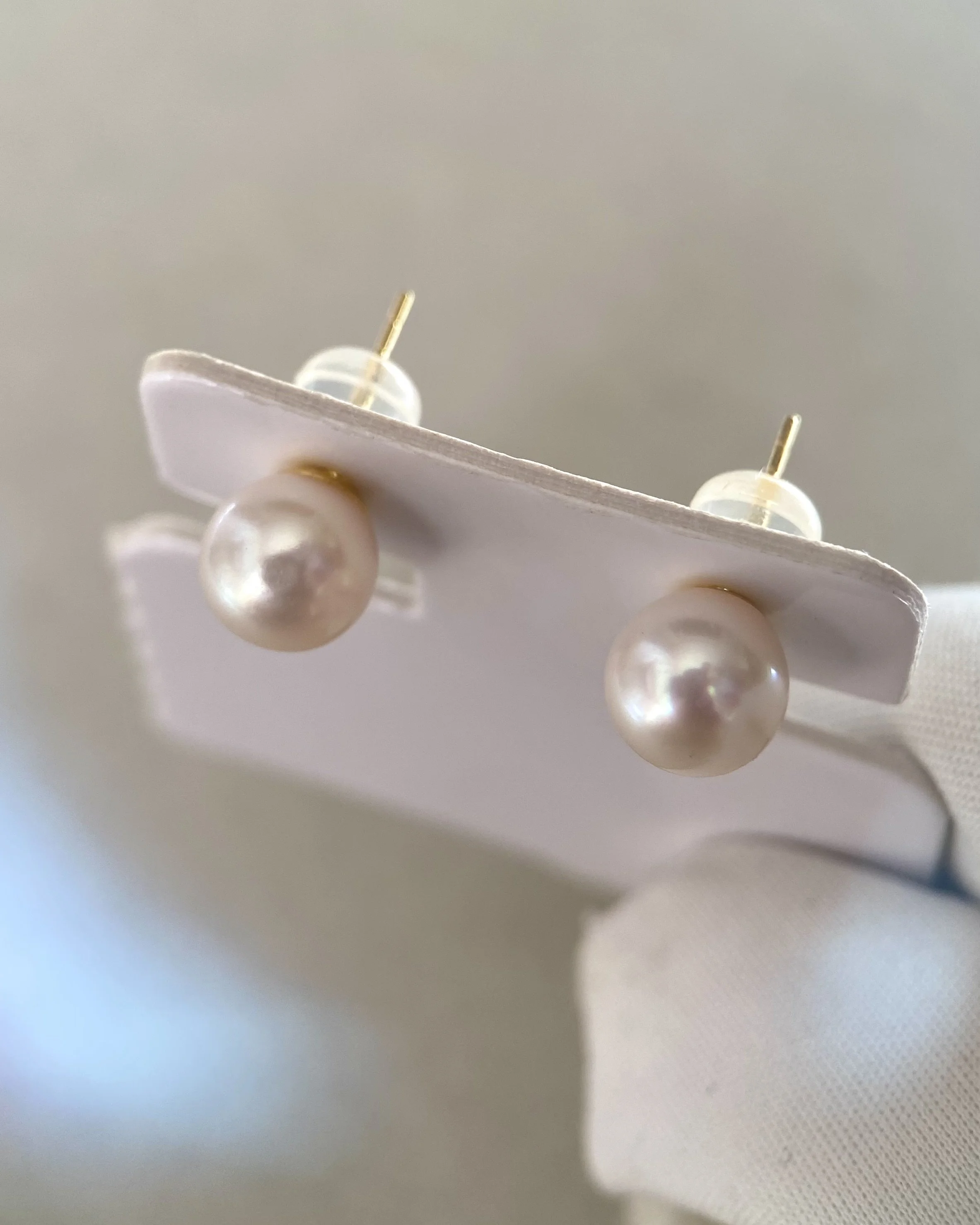 Premium 7-7.5mm Silky White Japanese Akoya Pearl Stud Earrings – Radiant Glow, Thick 18K Solid Gold Posts Starlit Pearls