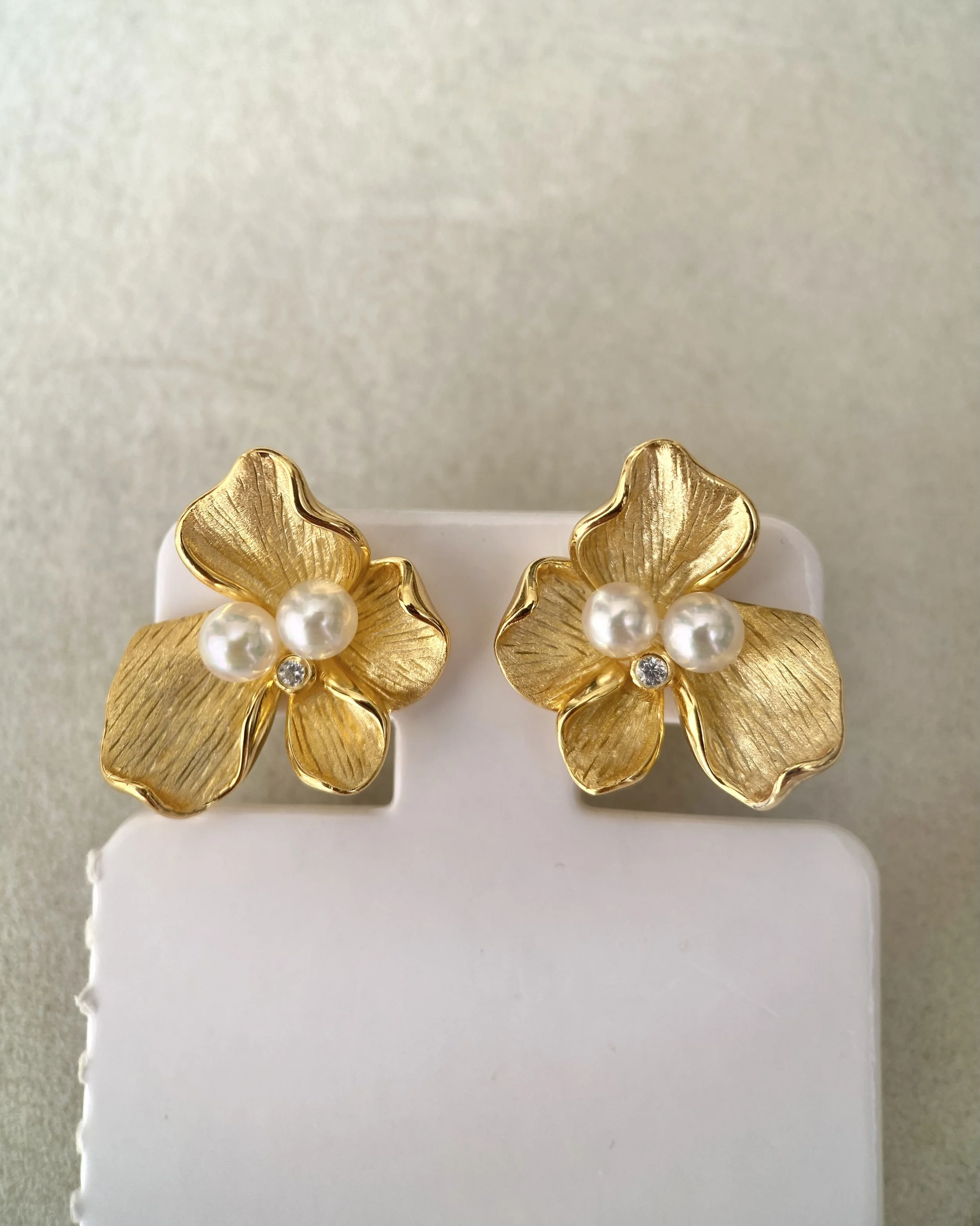 Top-Gr White Japanese Sairindama Akoya Pearl Floral Earrings, Sculptural S925 Silver Petals with Satin-Brushed Texture_CZ, Show Piece Starlit Pearls